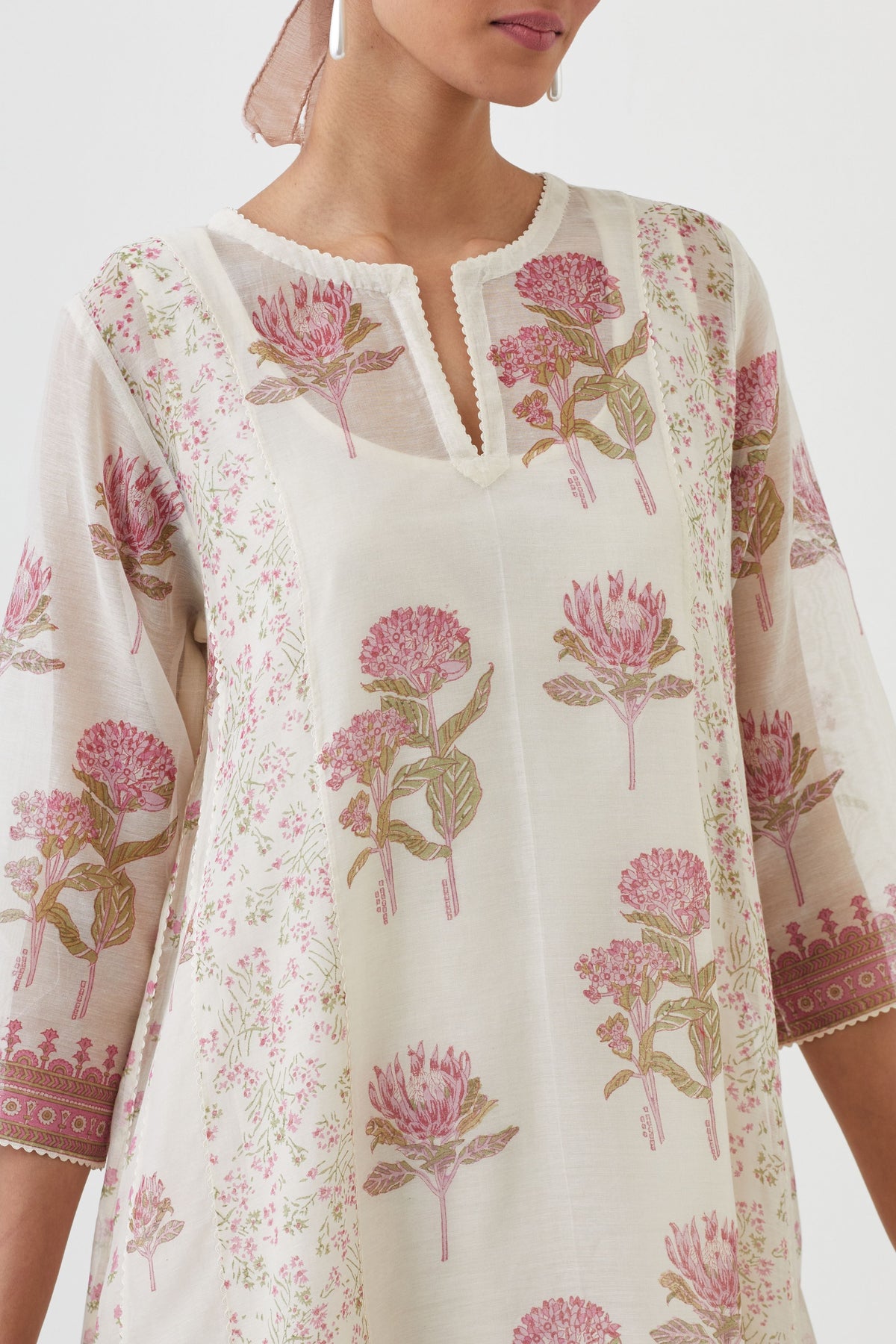 Flower Pattern Kurta Set