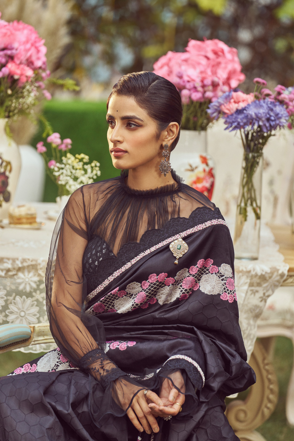 Black Meenakari Zari Handloom Sari