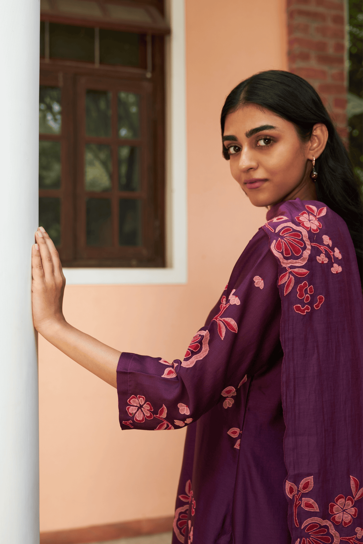 Amethyst Floral Embroidered Kurta Set