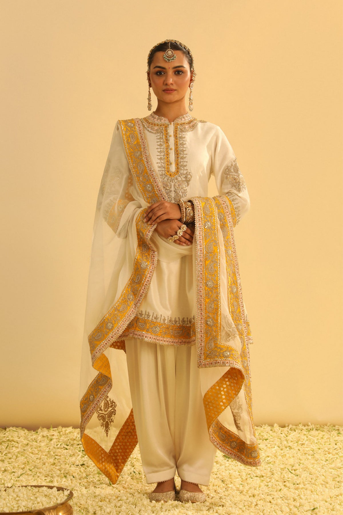 Amani Daisy Ivory Kurta Set