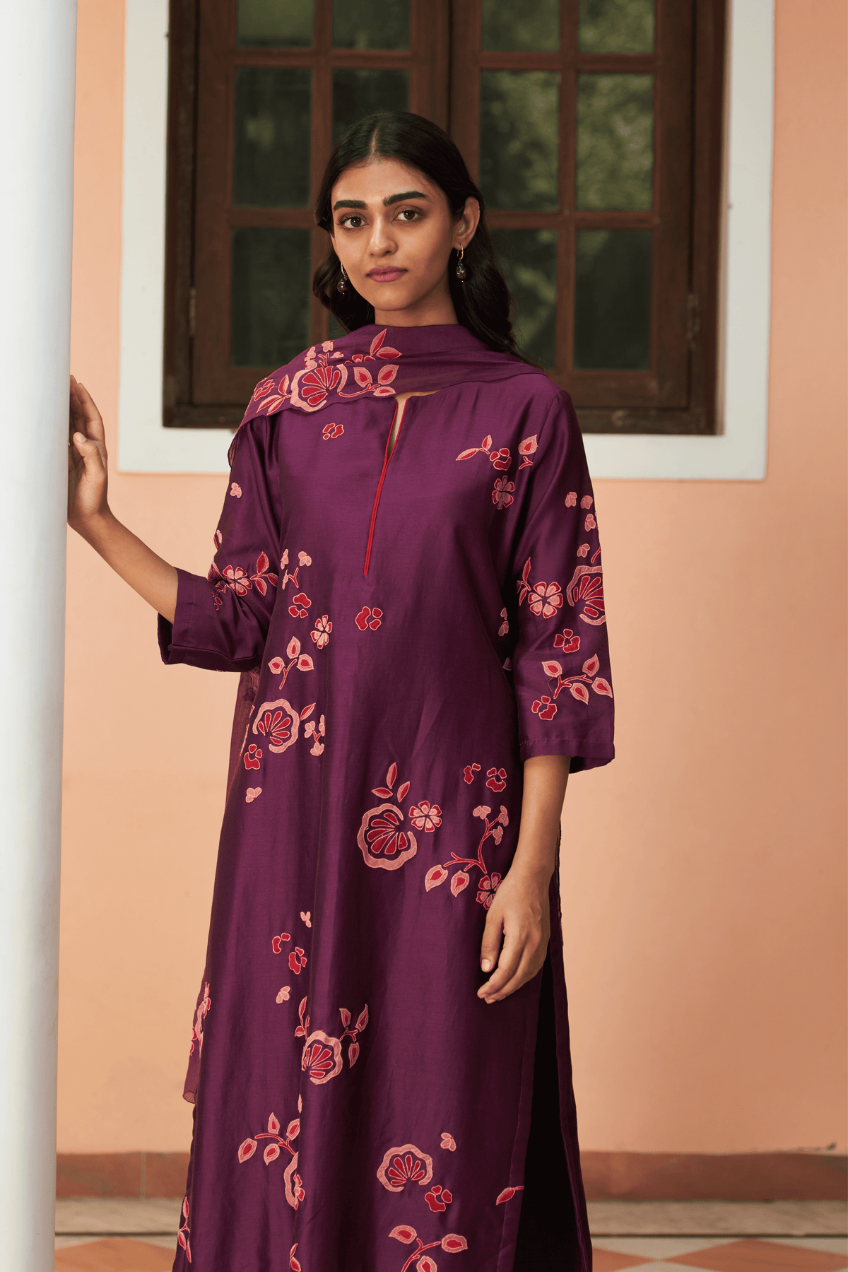 Amethyst Floral Embroidered Kurta Set