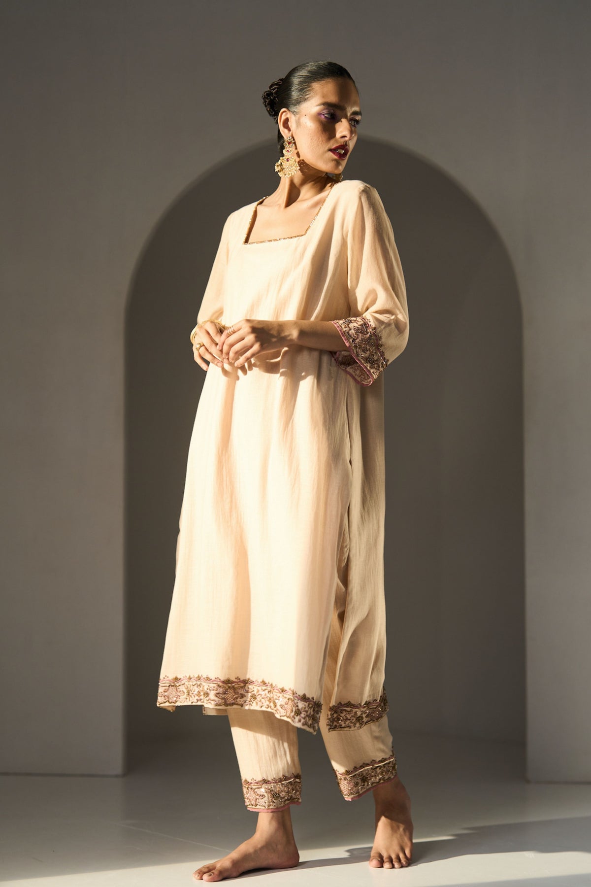 Cream Pavit Kurta