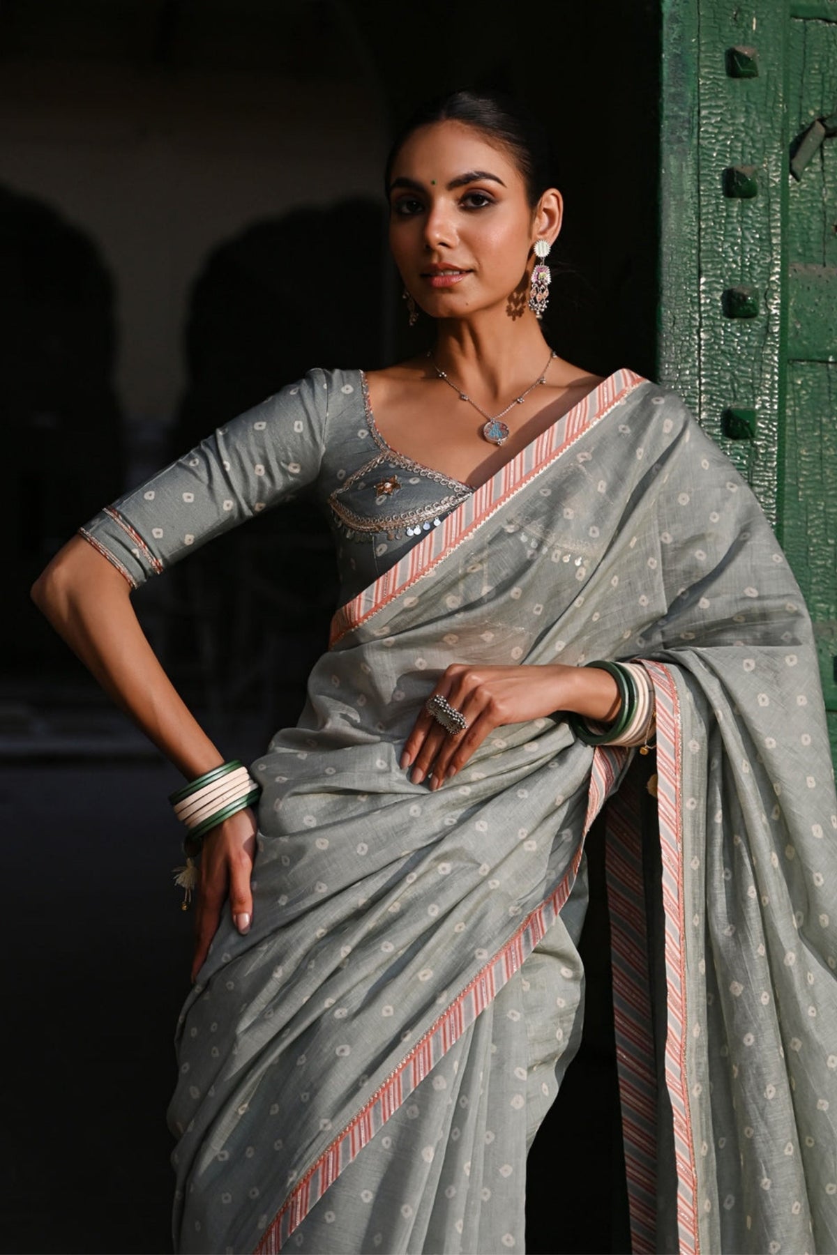 Sunehri  Saree Set