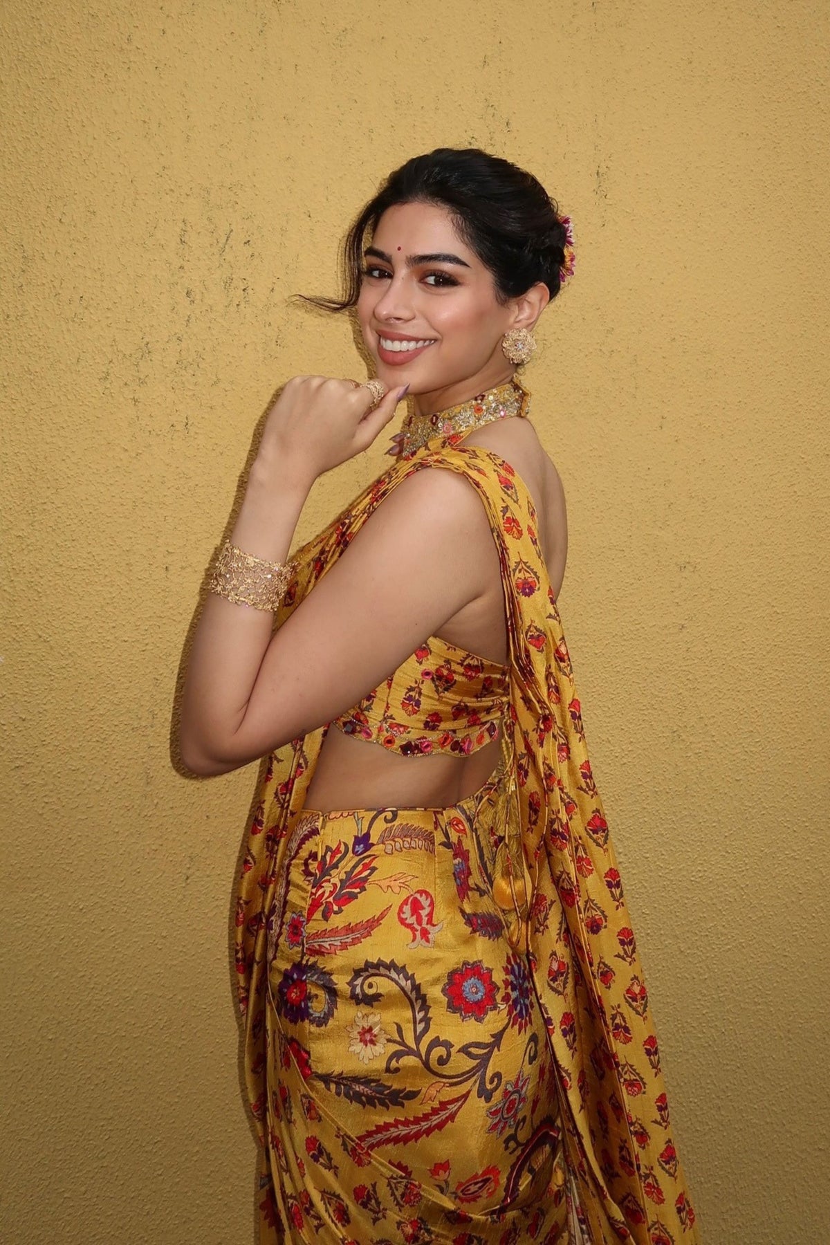 Khushi Kapoor in Drishti &amp; Zahabia