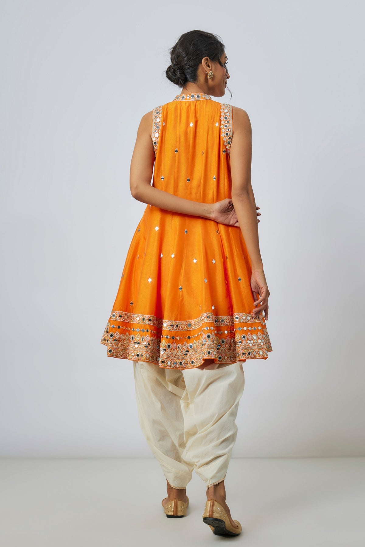 Gitashri Dhoti Set