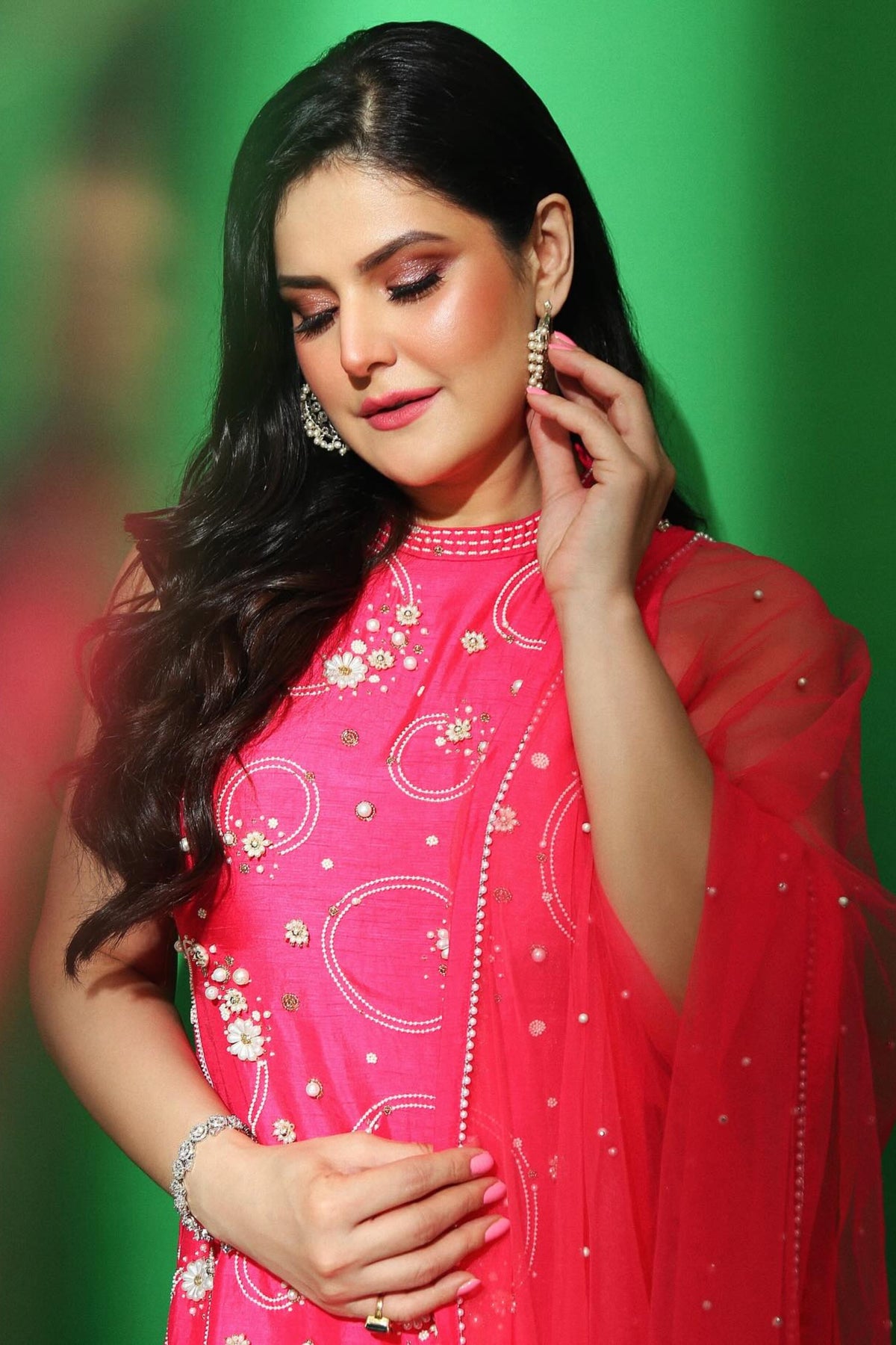 Zareen Khan in Mona &amp; Vishu