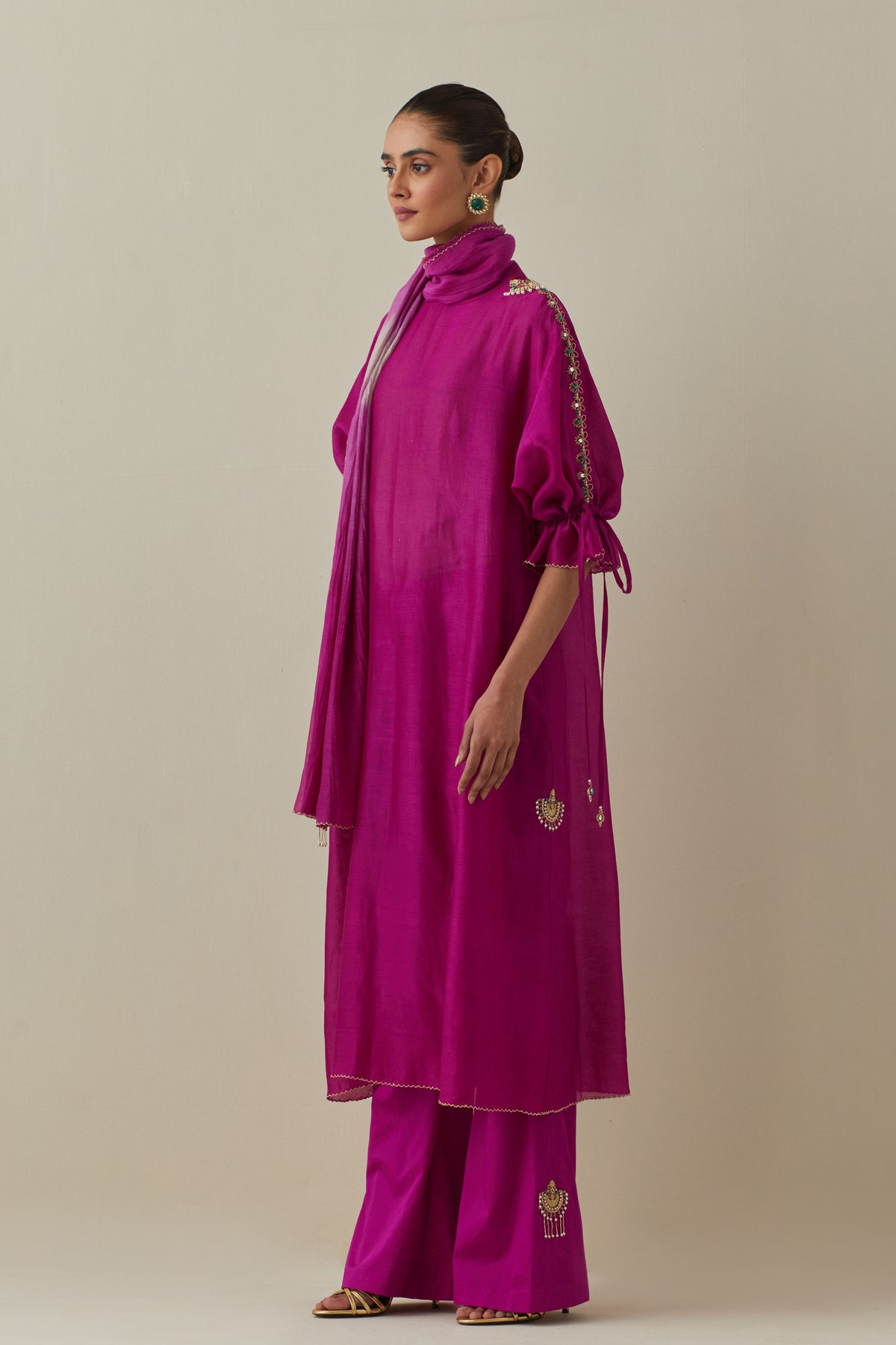 Bia Fuschia Embroidery Kurta Set