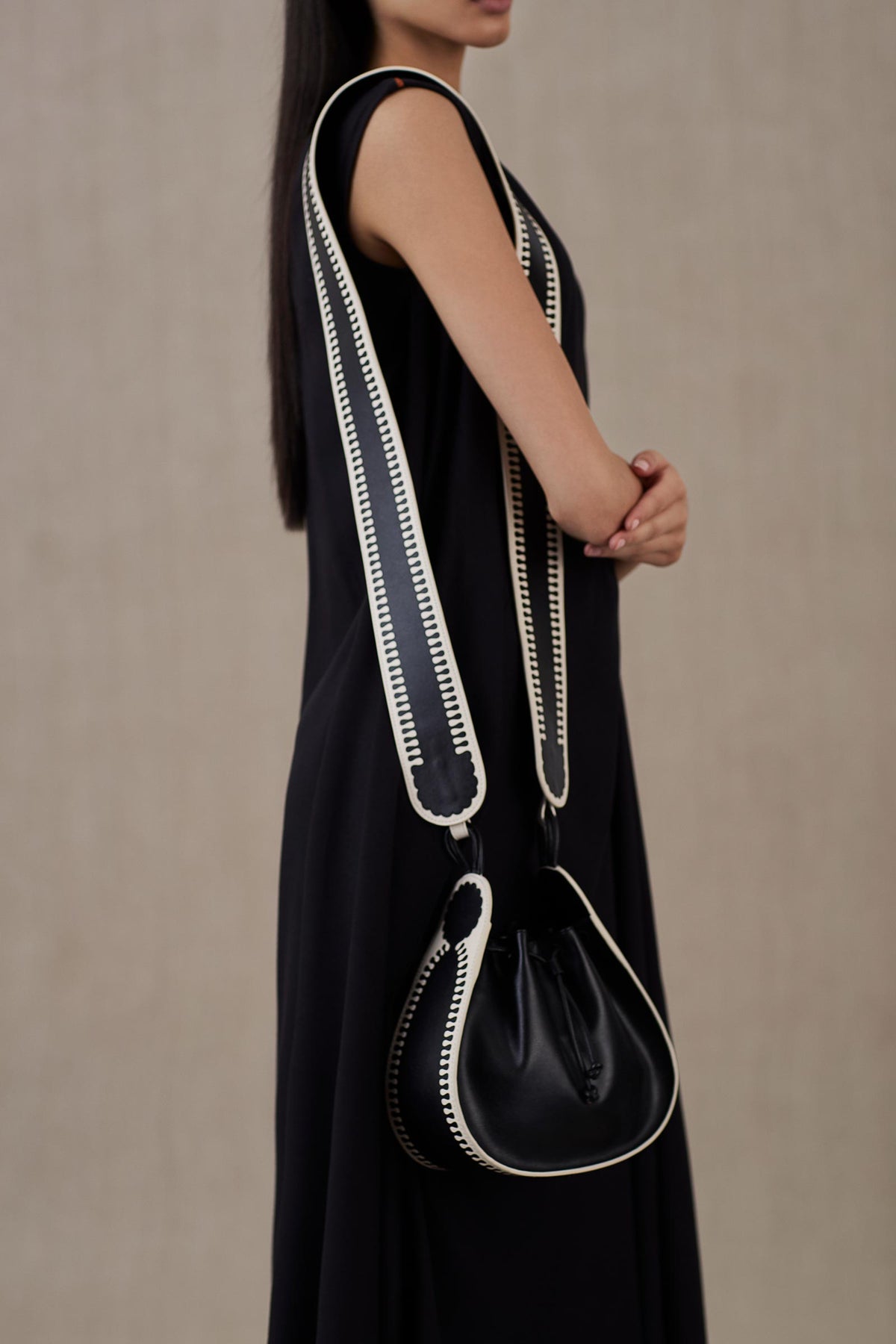 Black and ivory nusrat bucket bag