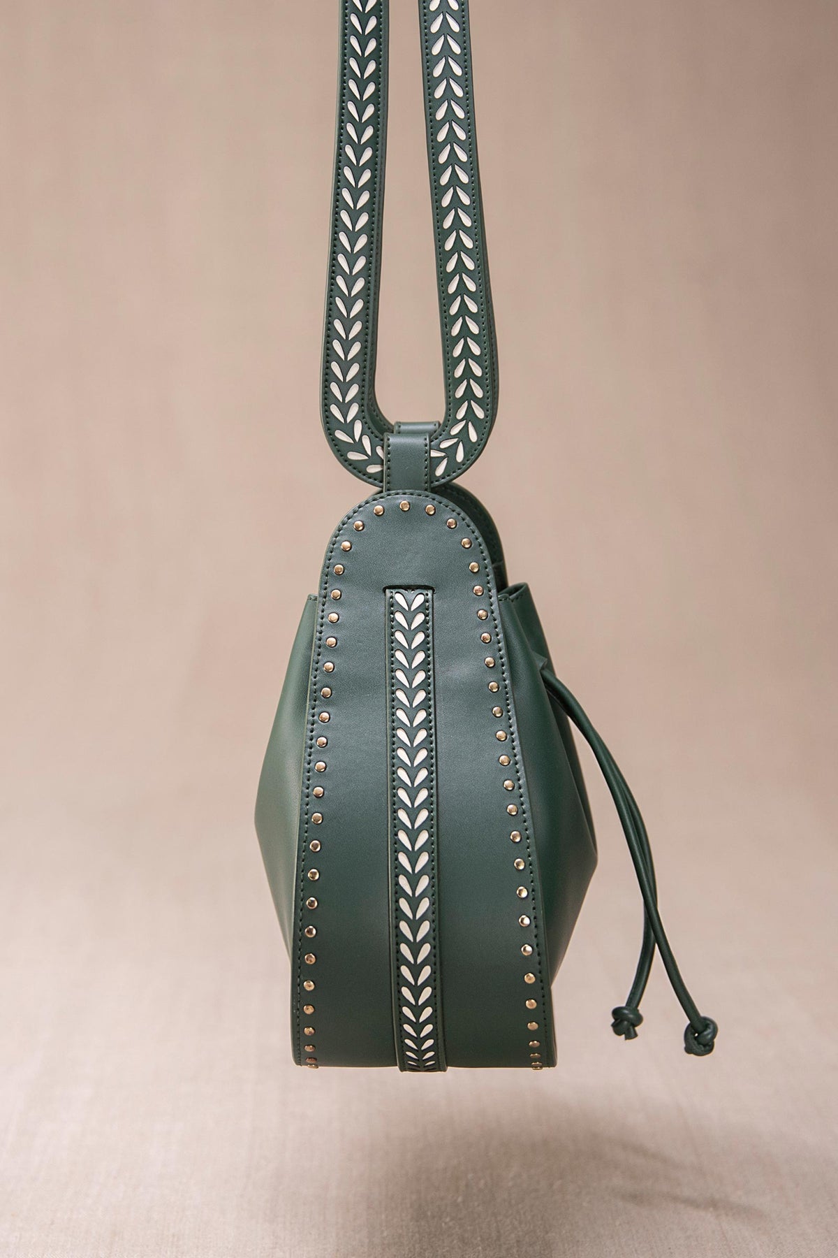 Forest green safeena bucket bag