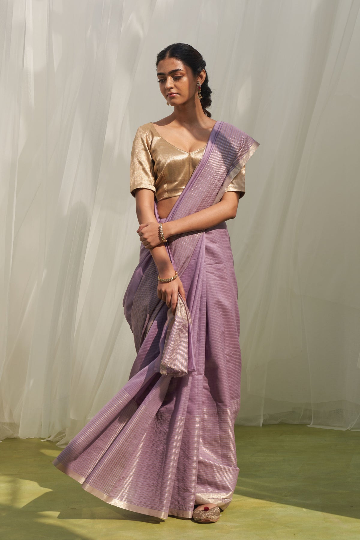 Nirvi Mauve Saree