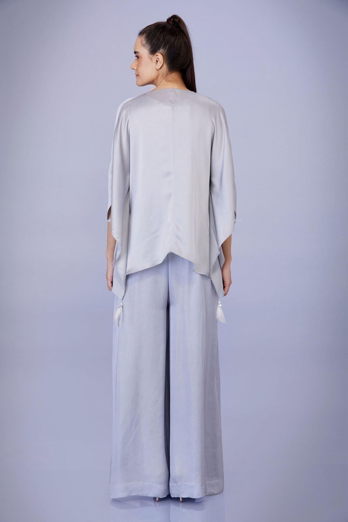 Plain Kaftan in Light Grey