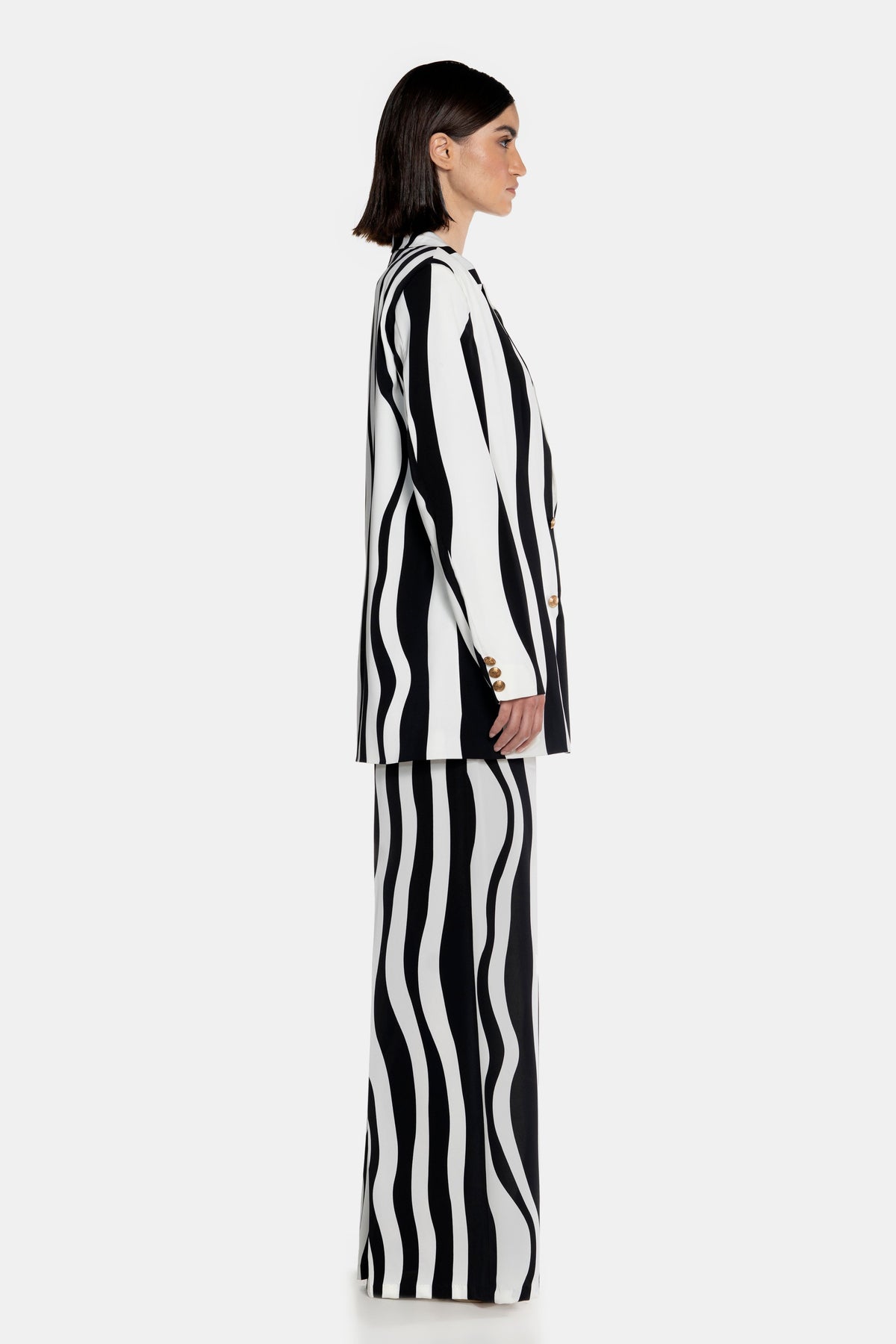 Fluid Graphic Oversized Suit