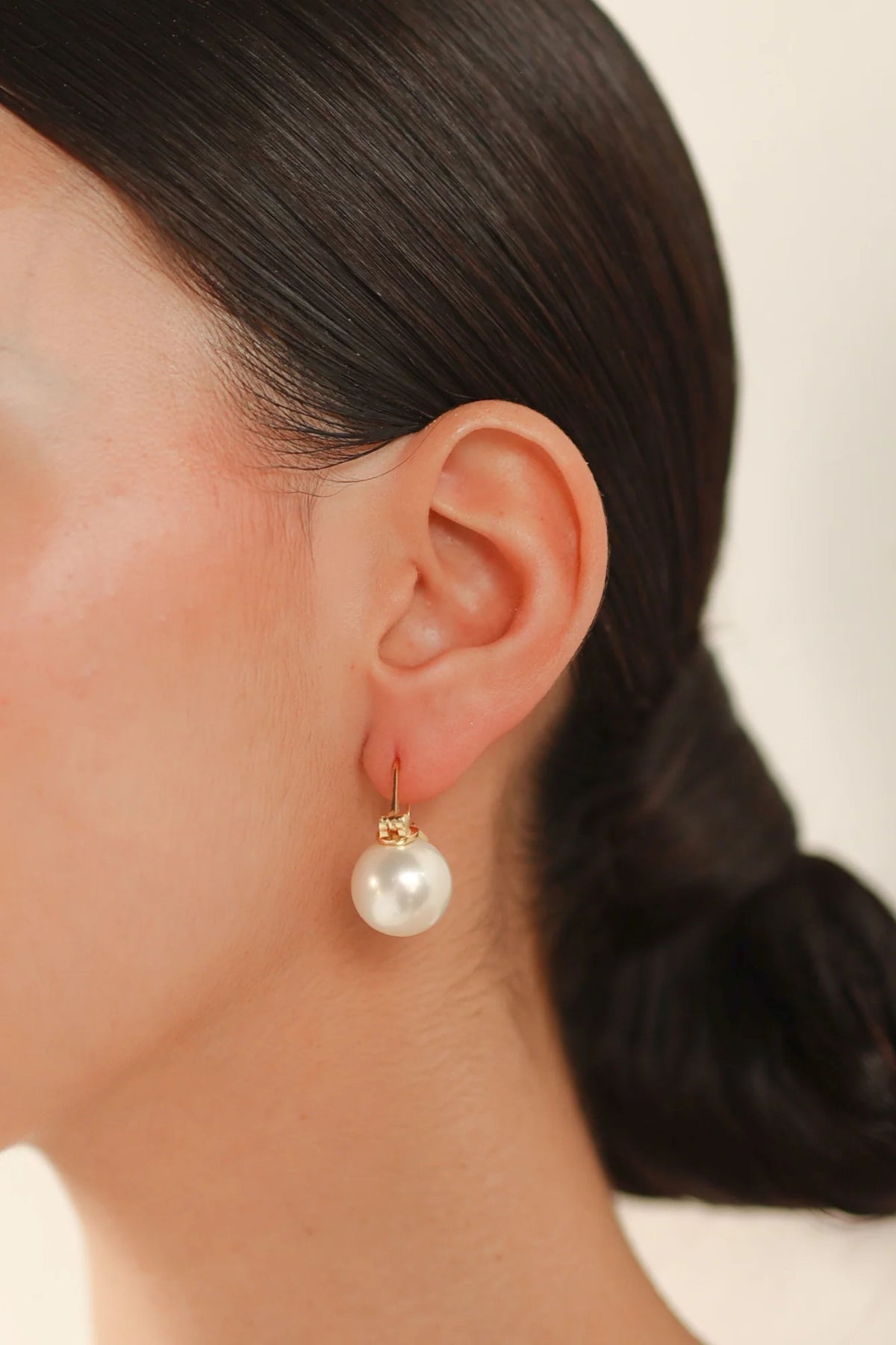 White Purse Studs Earring