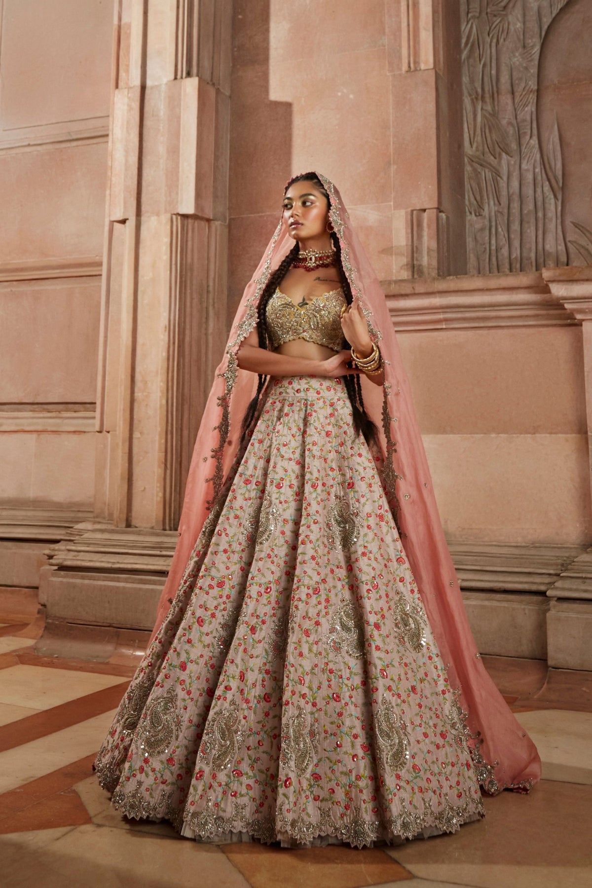 Nemali Lata Lehenga