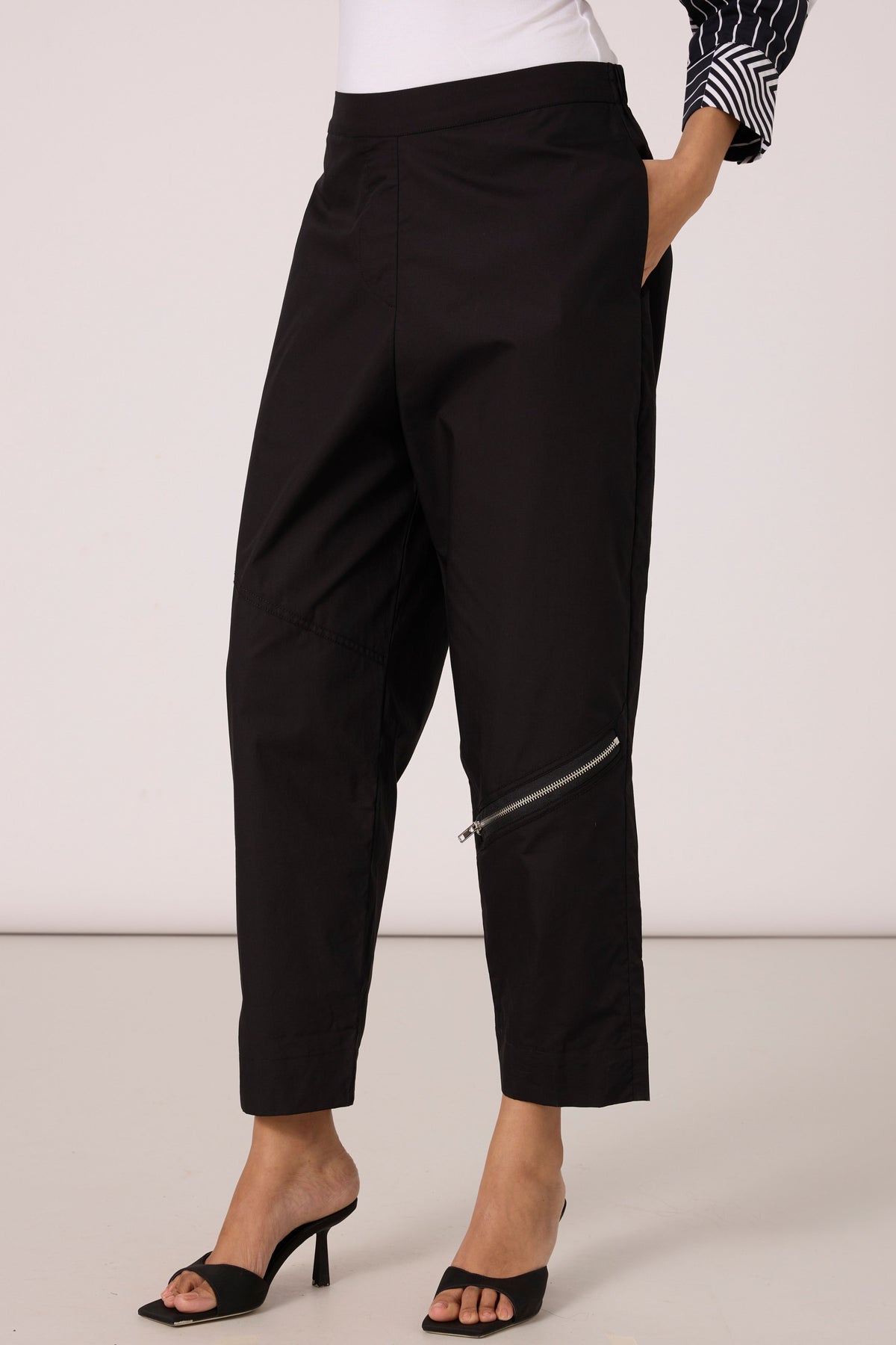 Linden Black Pant