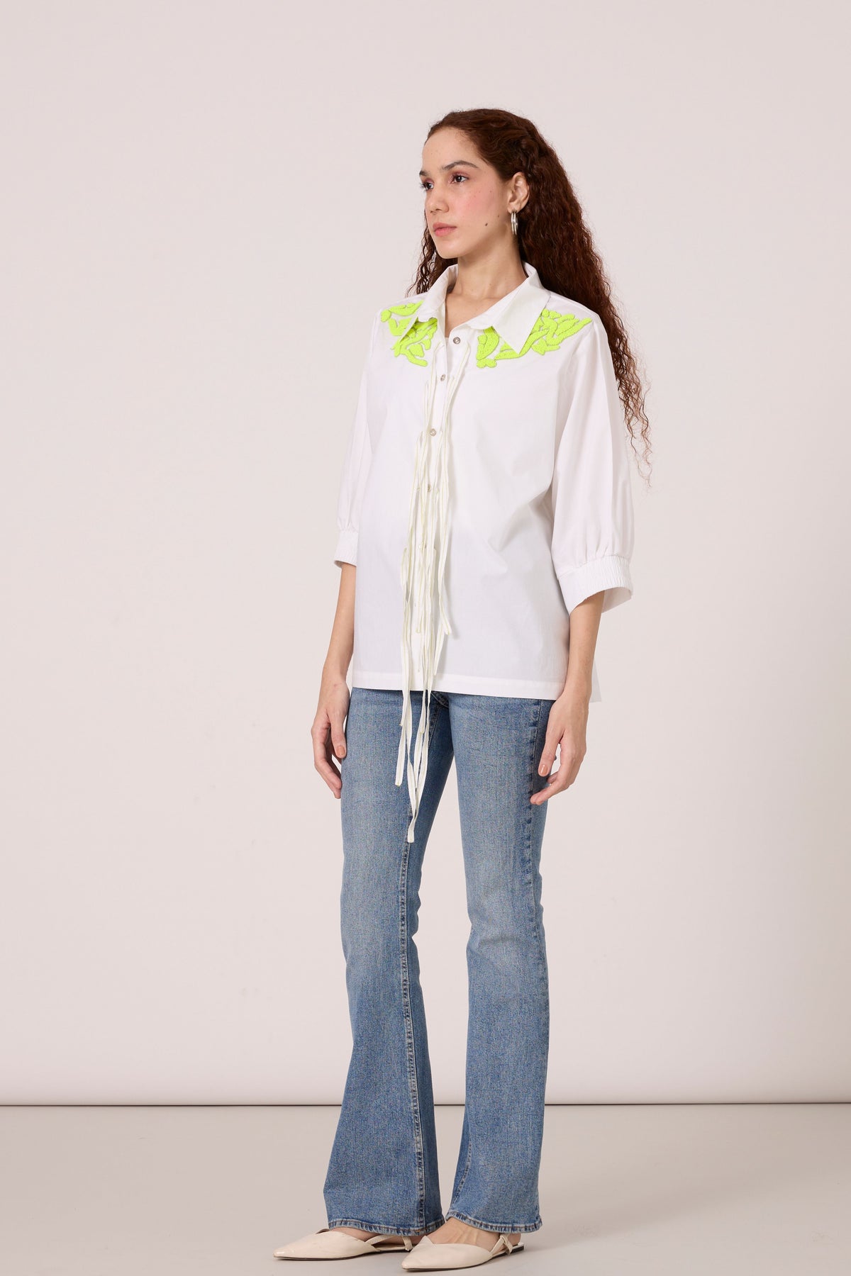 Emory Applique White Shirt