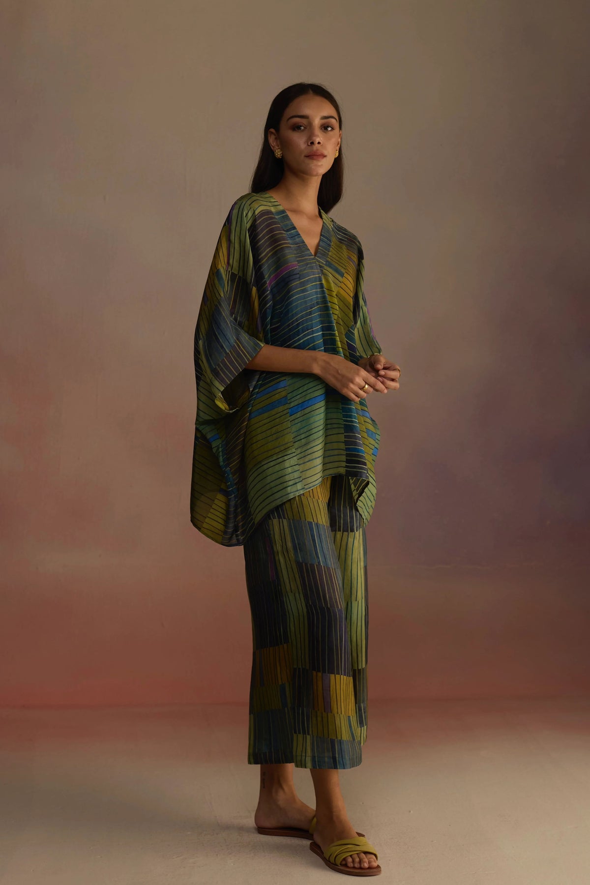 Trellis Asymmetrical Kaftan