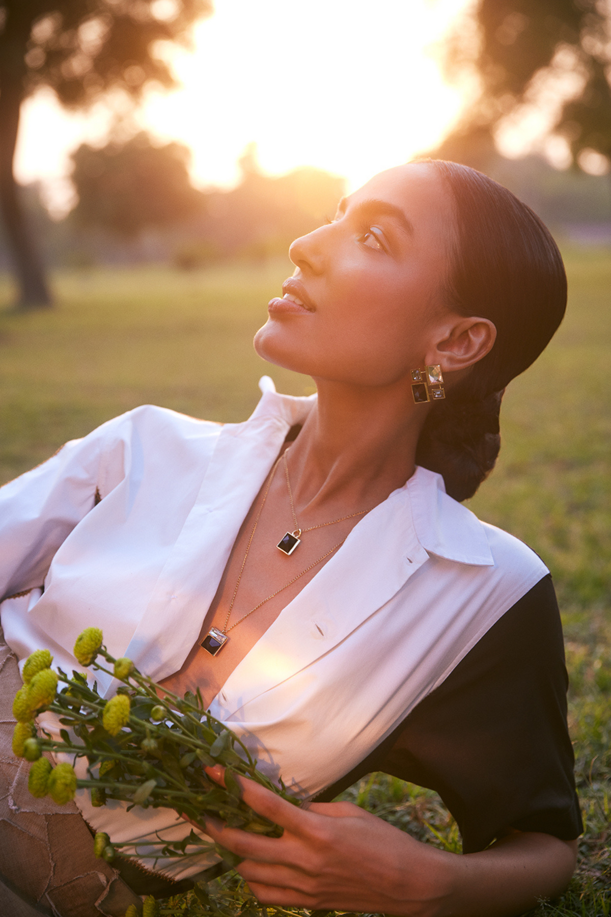 Fusion Crystal Necklace - Black And White