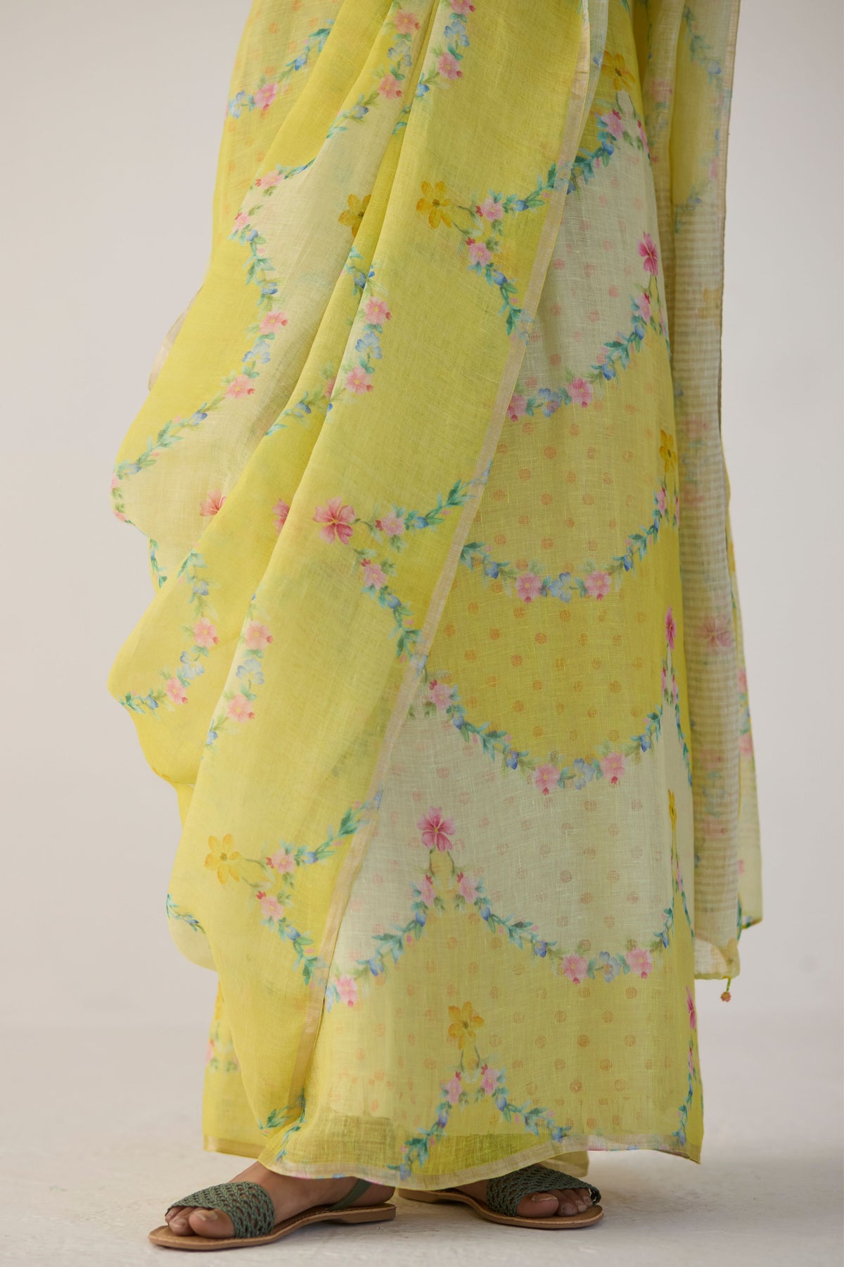 Gulmarg Yellow Sari