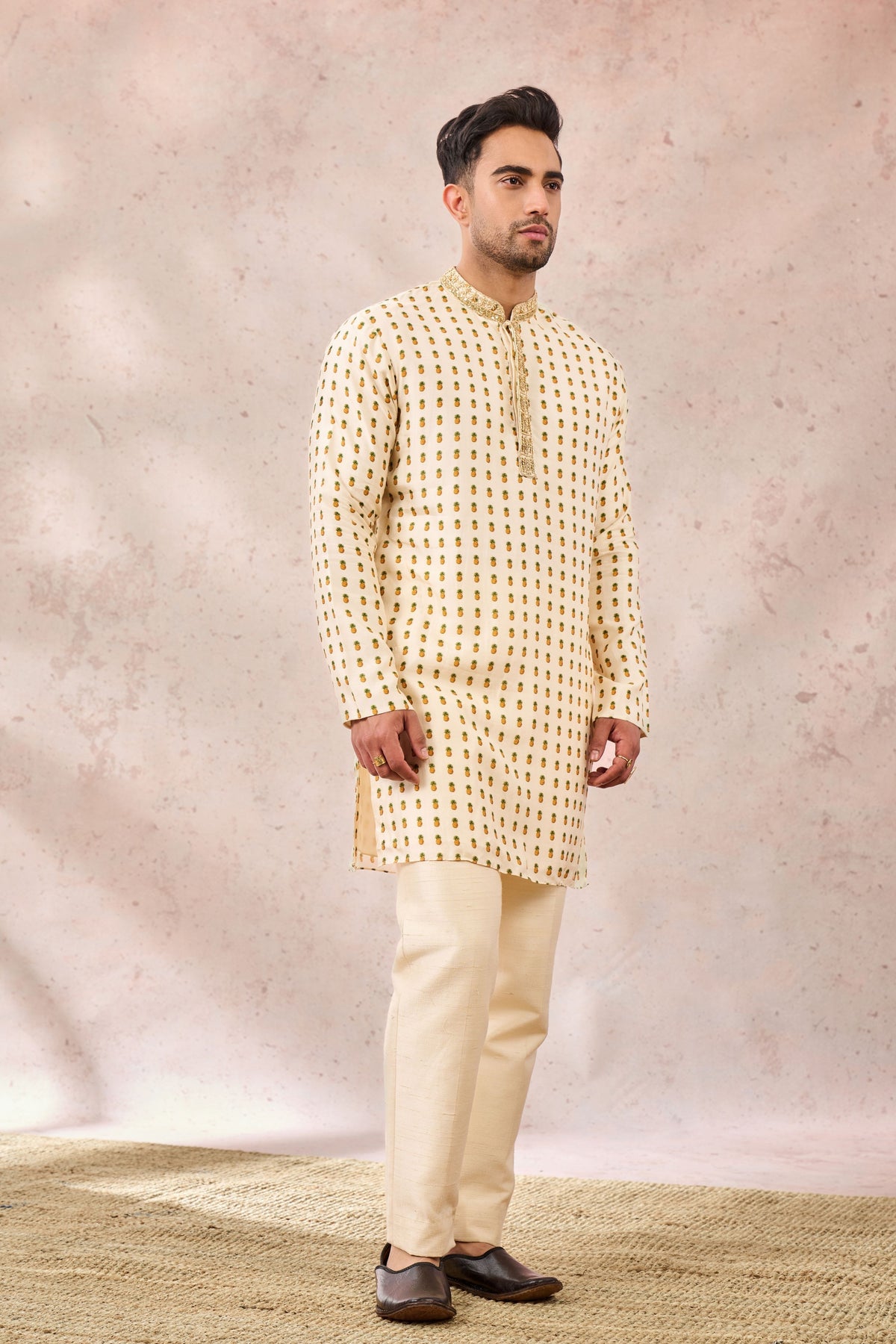 Kalakand Kurta