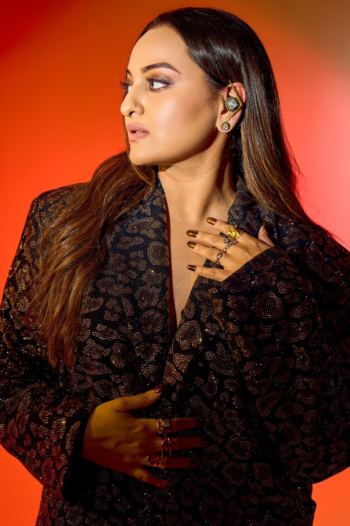 Sonakshi Sinha in Itrh