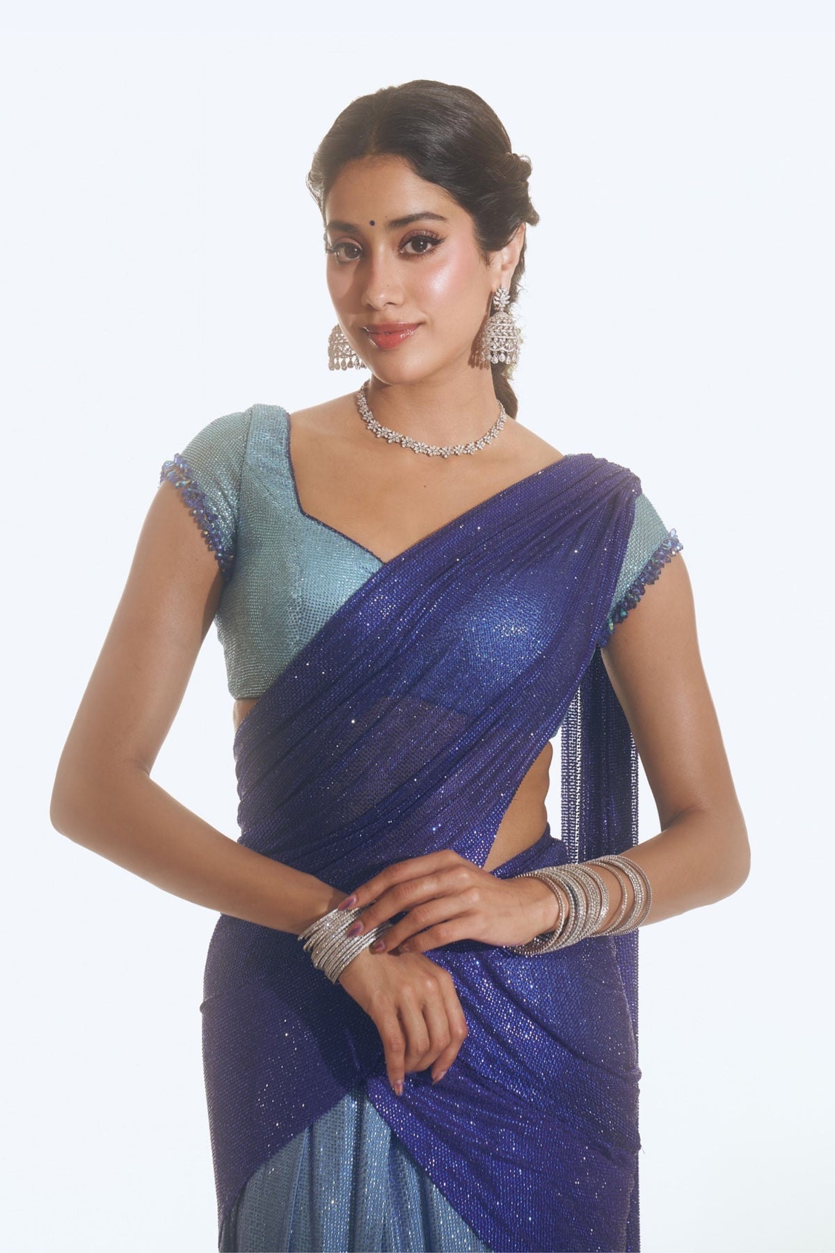 Janhvi Kapoor in Itrh