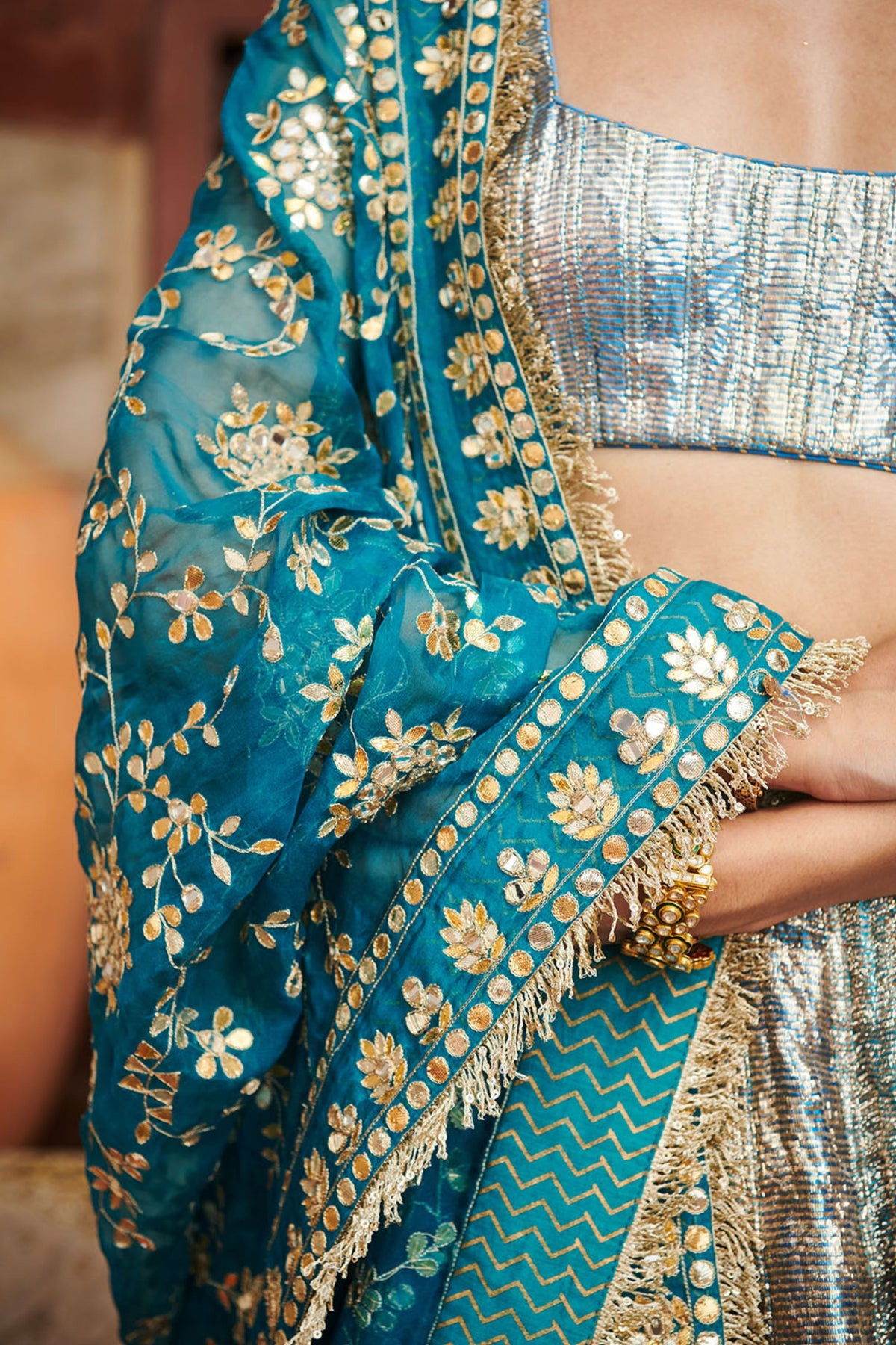 Aasmani Lampi Lehenga Set