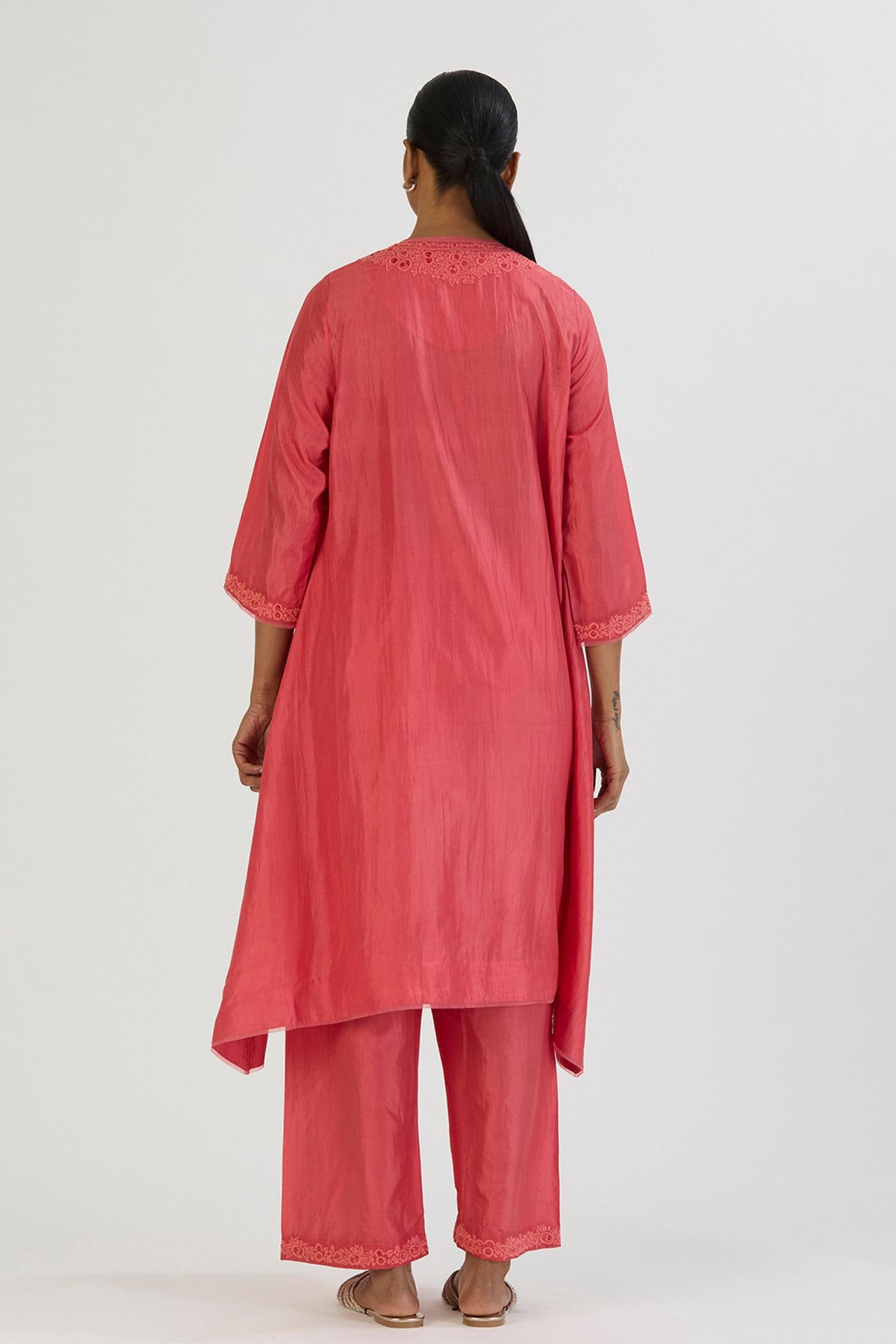 Coral Vaidehi Kurta and Pant