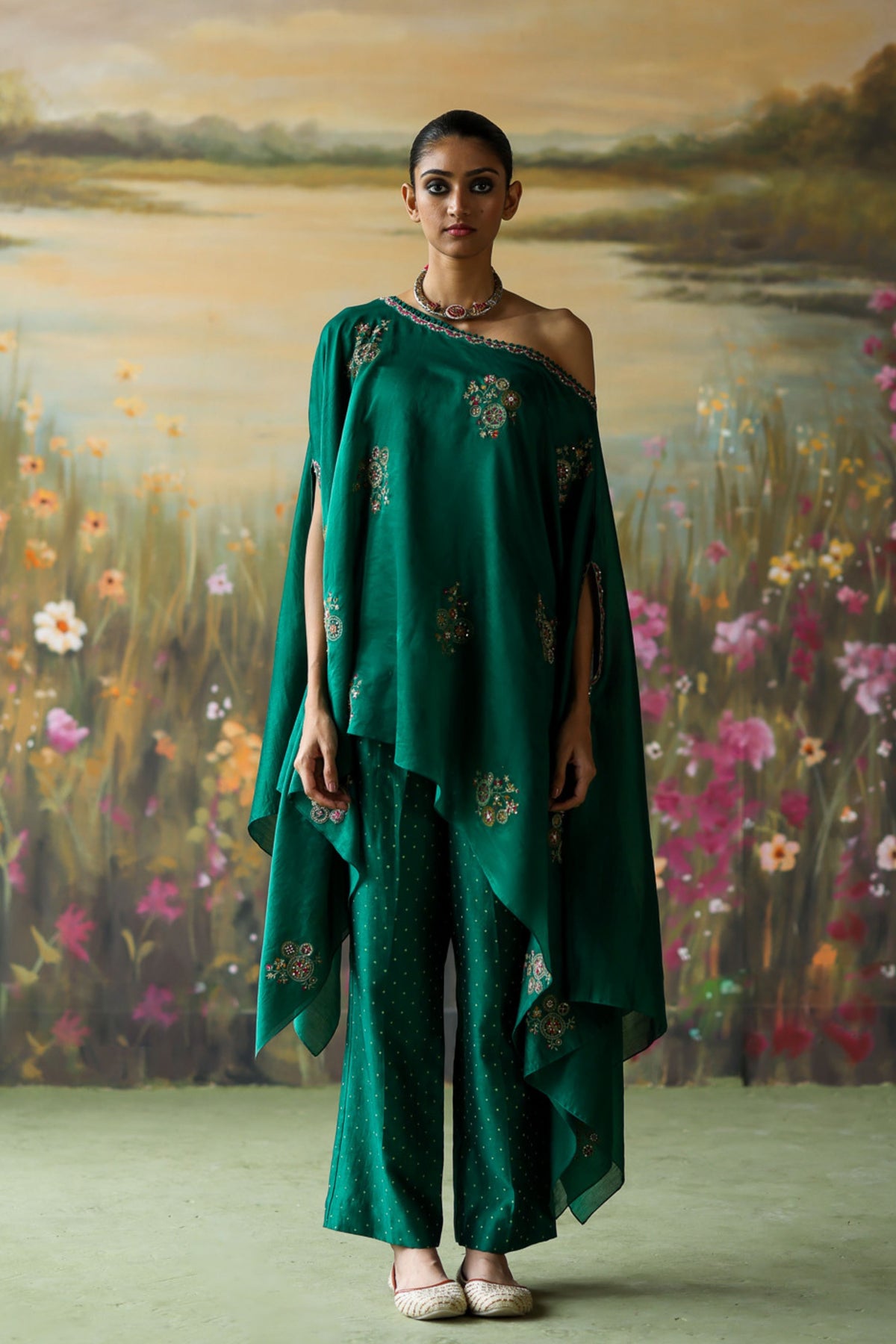 Kaeh Kaftan Set