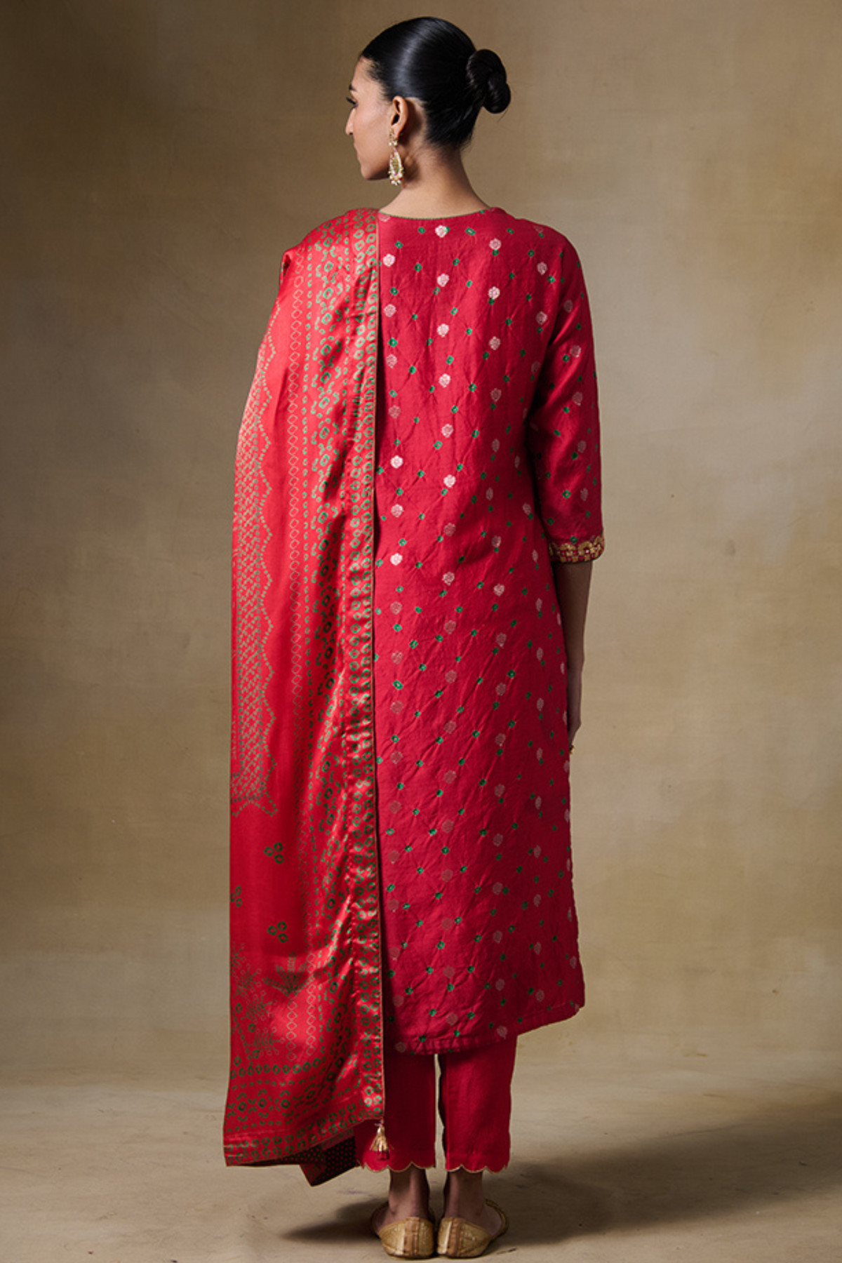 Kashi Kurta Set in Red