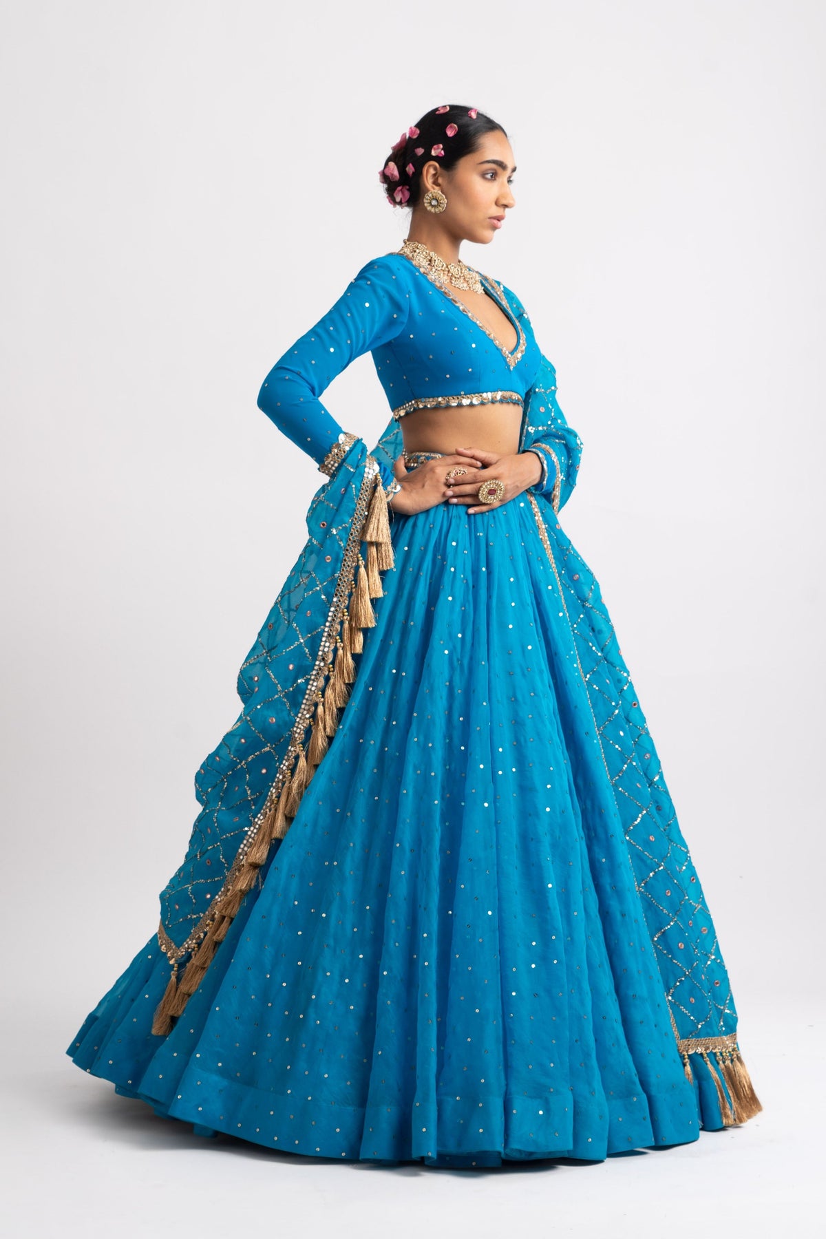 Firozi lehenga