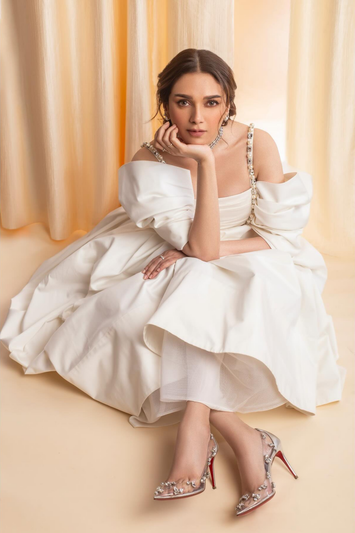 Aditi Rao Hydari in Gauri &amp; Nainika