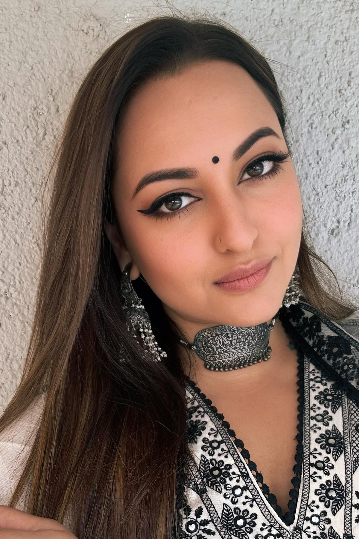 Sonakshi Sinha in Preevin