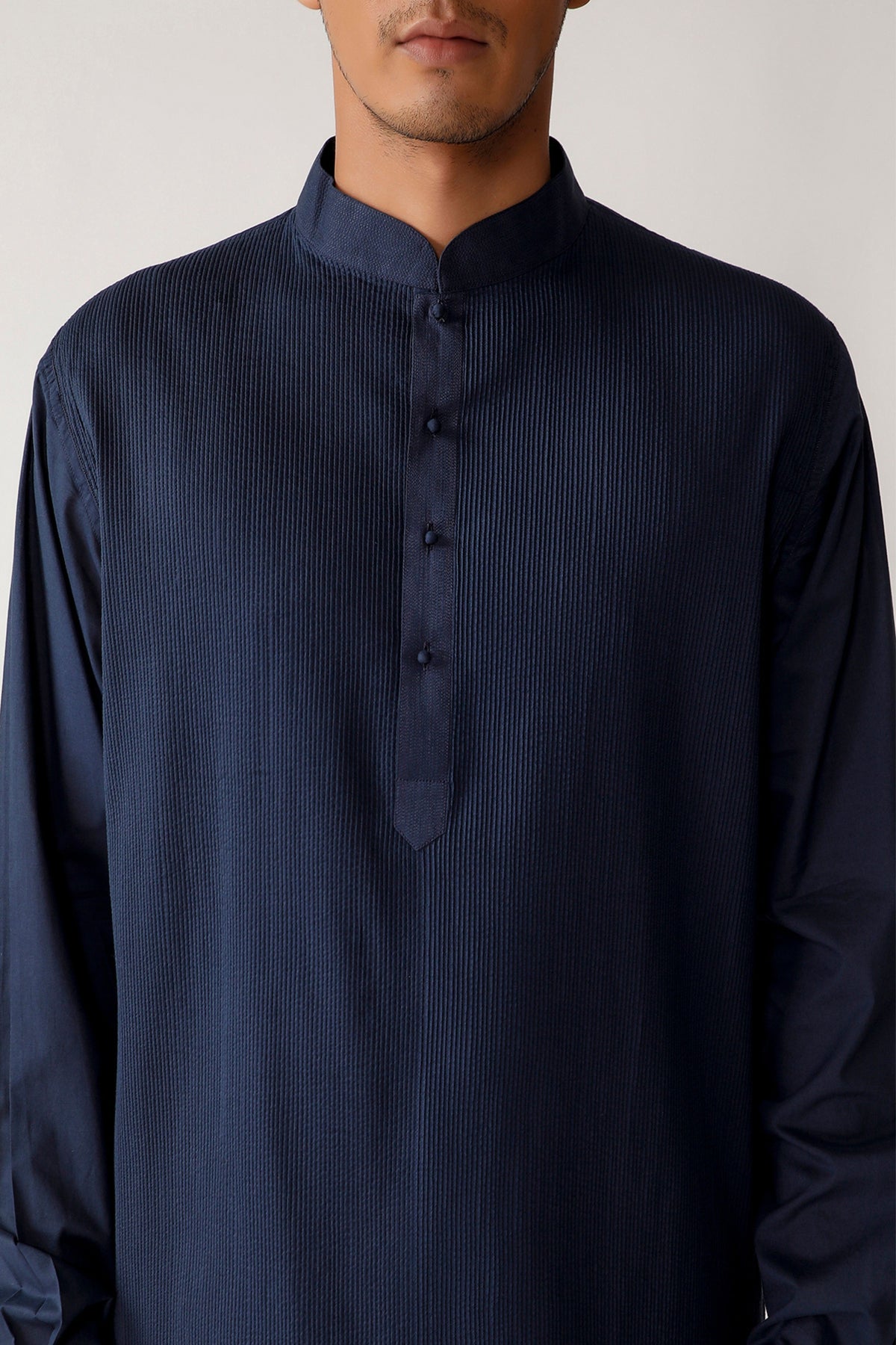 Khinsar Pintuck Kurta Set