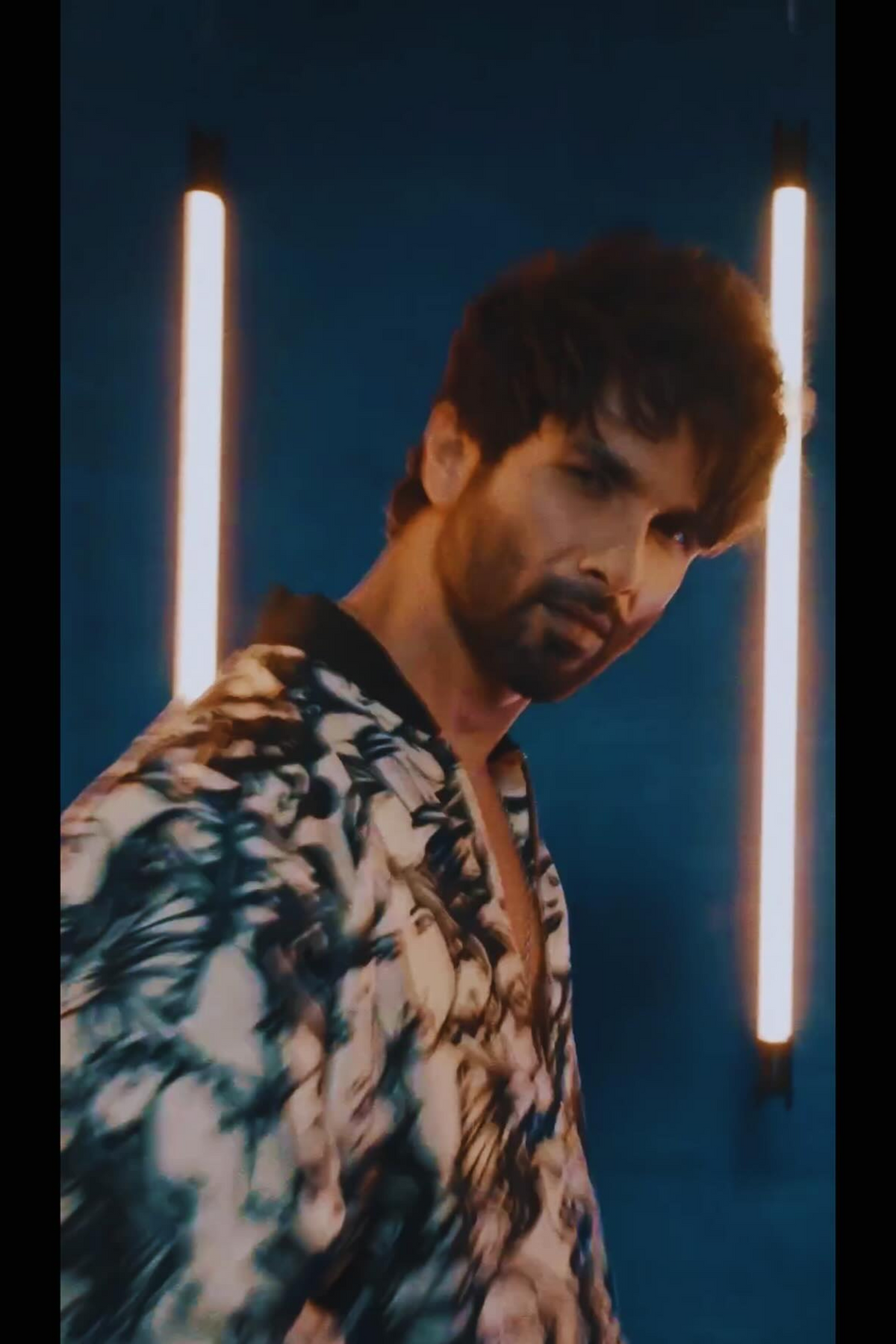 Shahid Kapoor in Whencut Goddamn