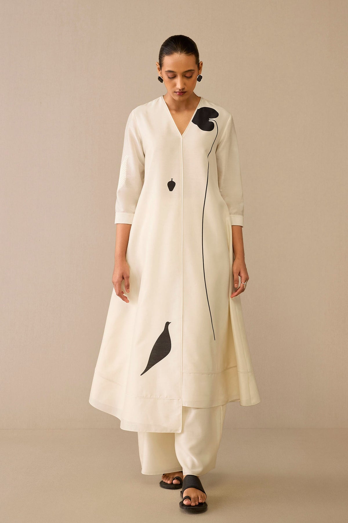 Ivory Dilruba Kurta Set