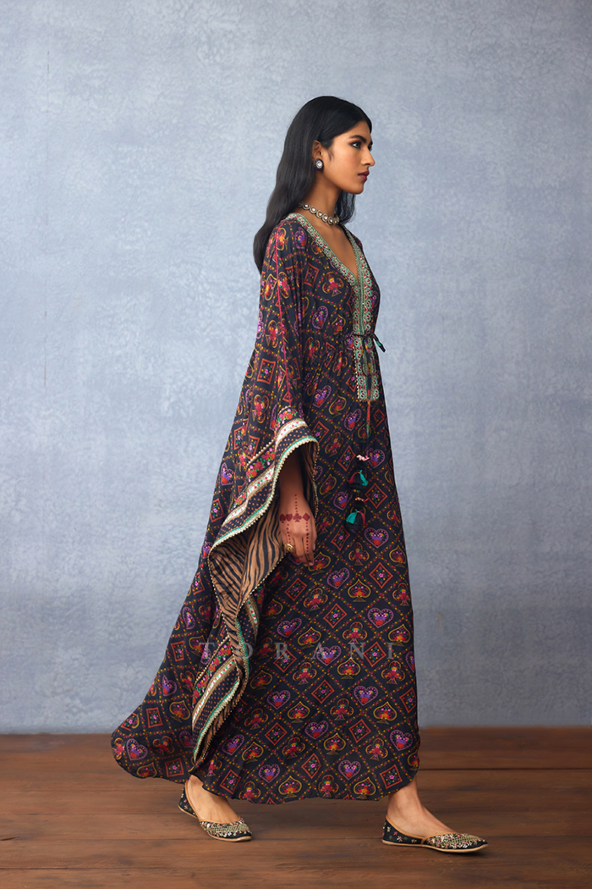 Dil Shaad Arza Kaftan