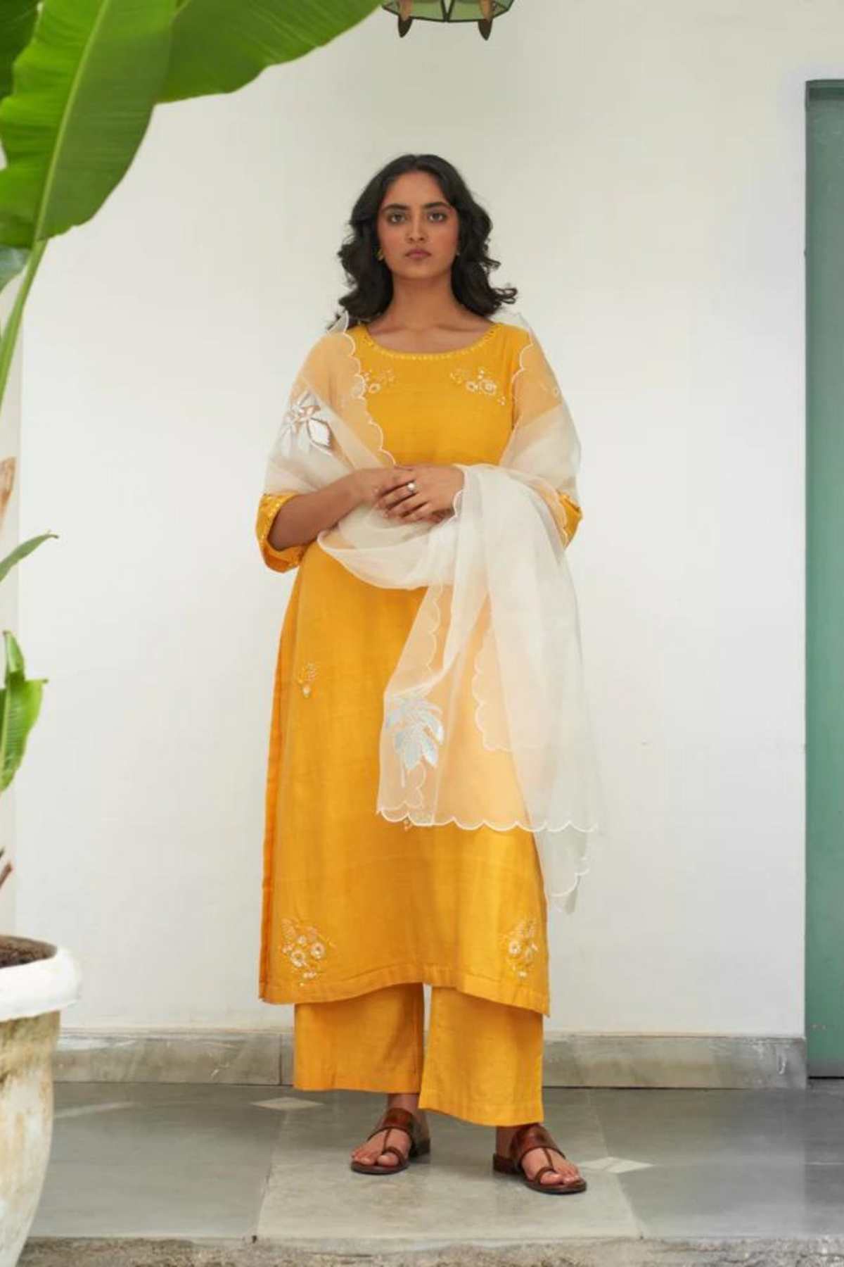 Gul Genda Kurta Set