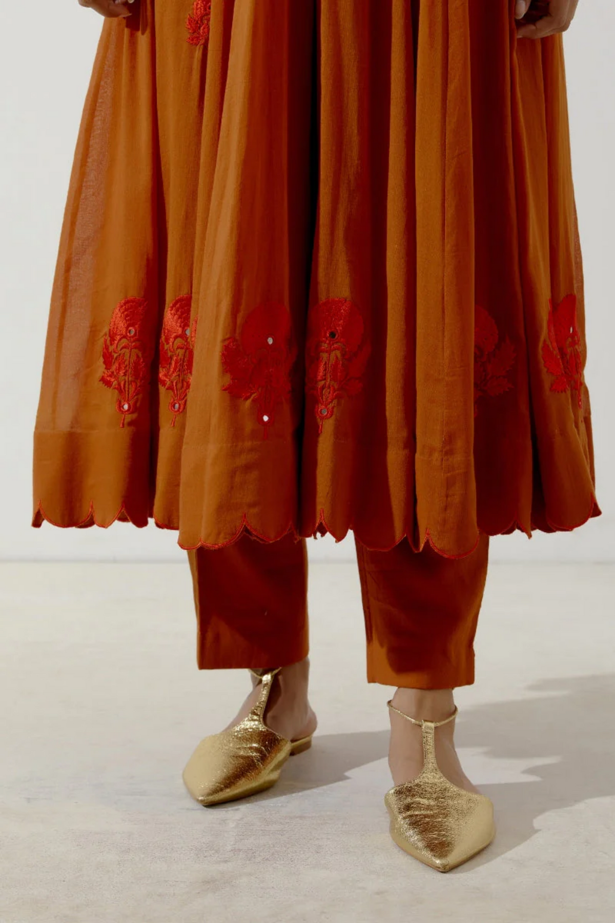 Aprajita kali kurta set