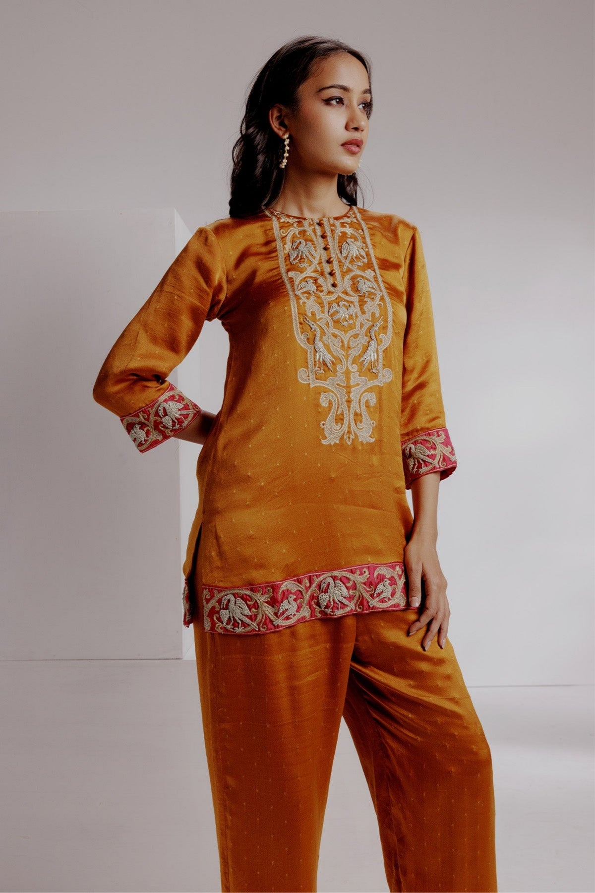 Hamsini Tunic Set