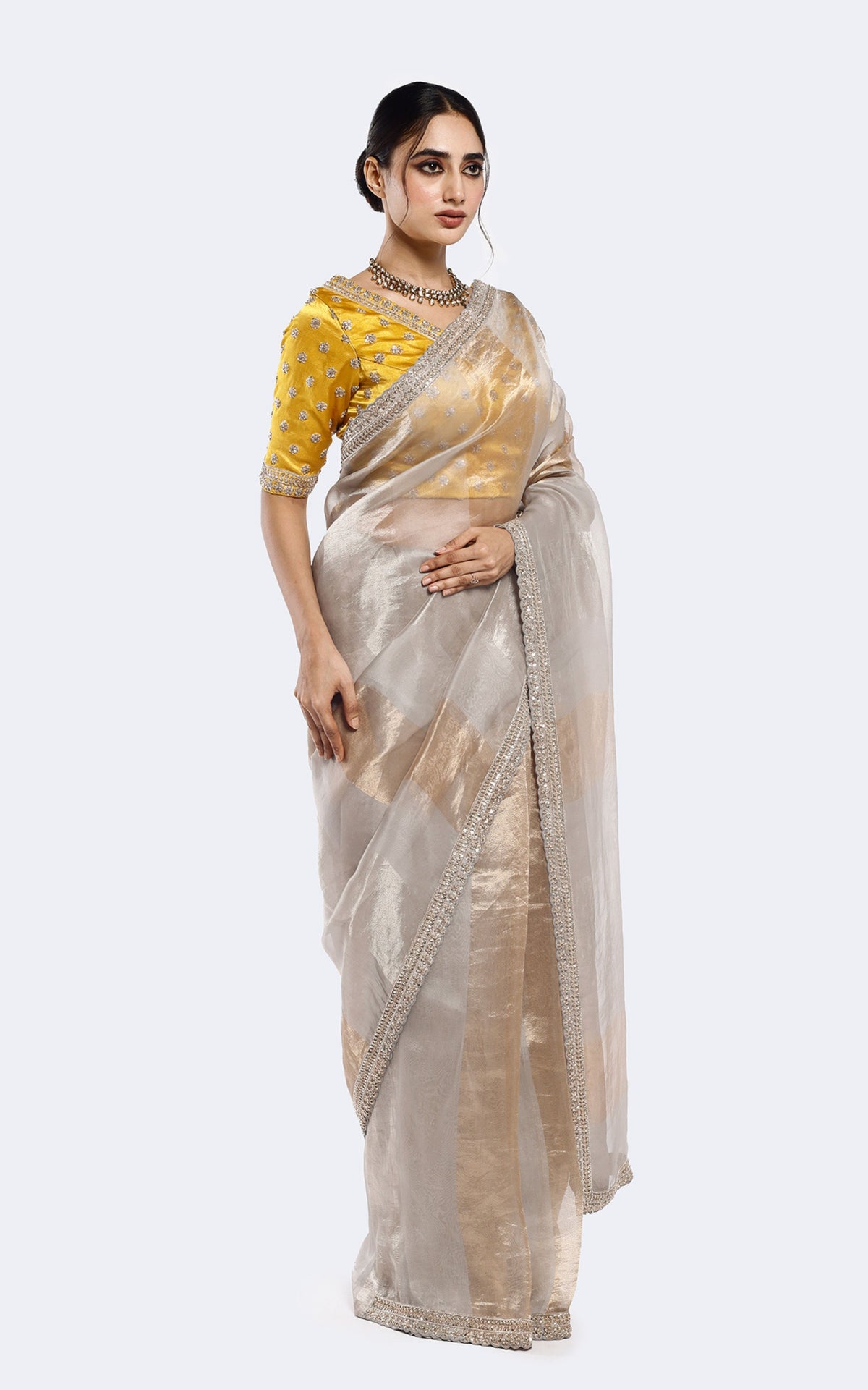 Dual toned color-blocked tissue saree