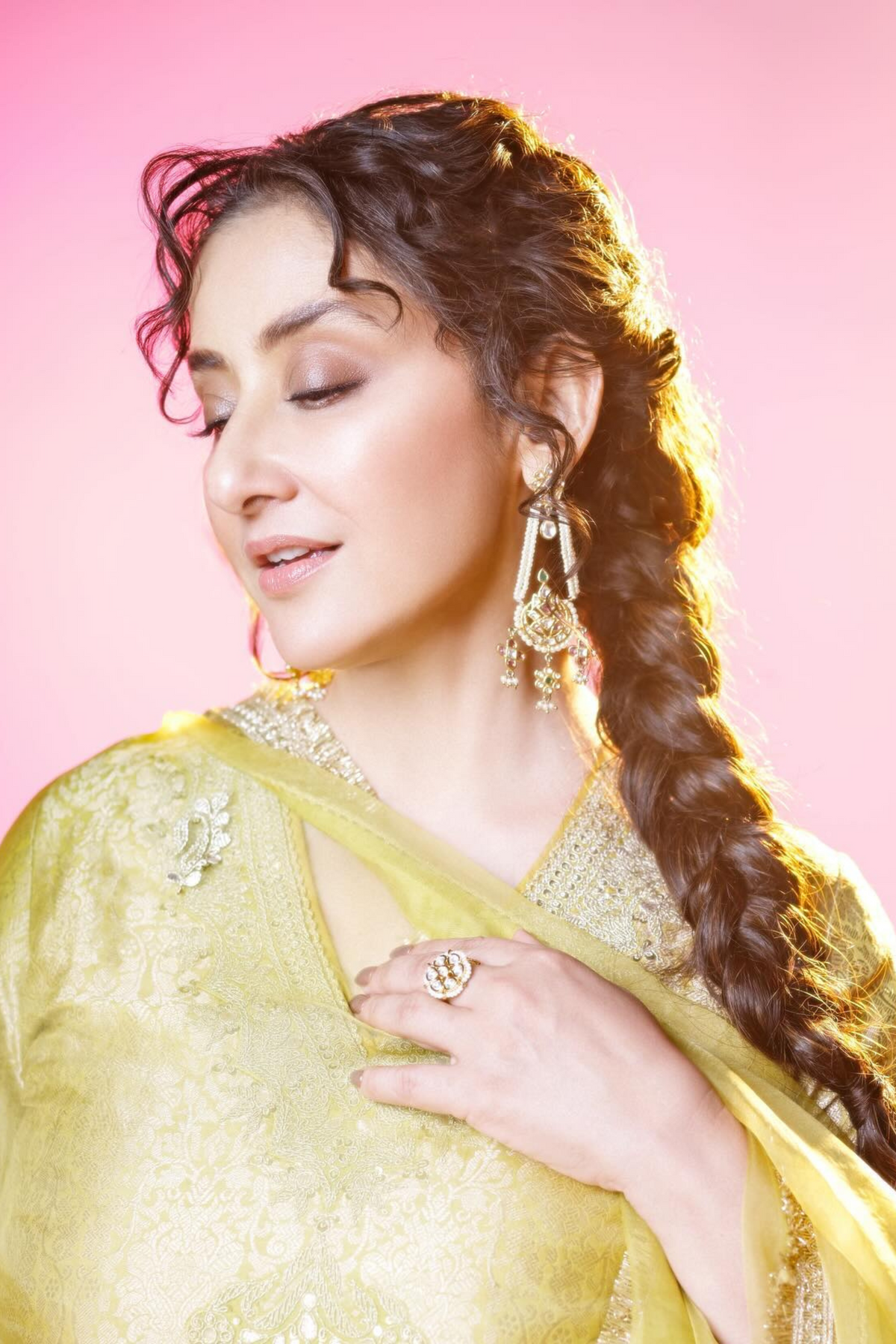 Manisha Koirala in Lajjoo C