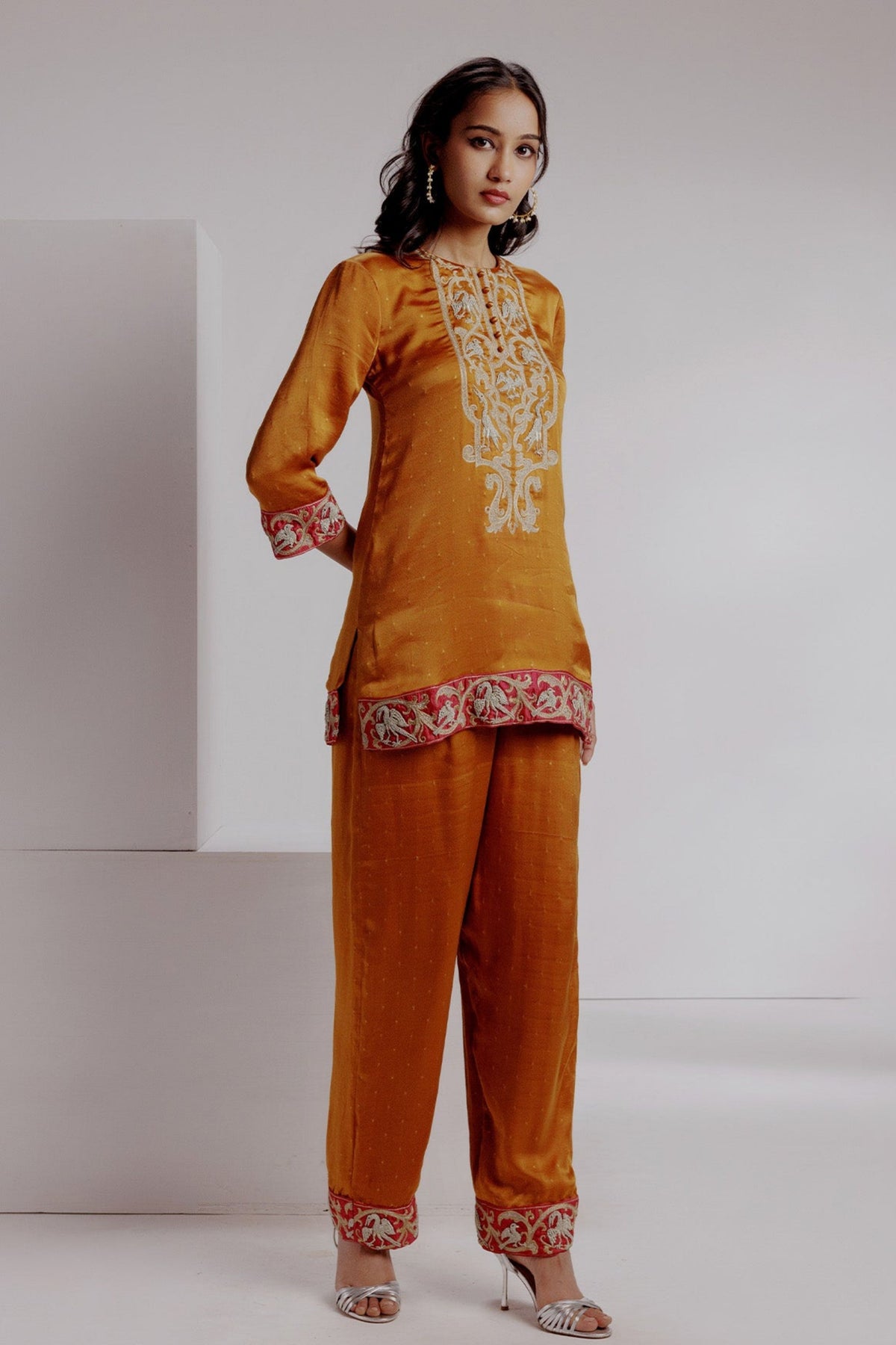 Hamsini Tunic Set