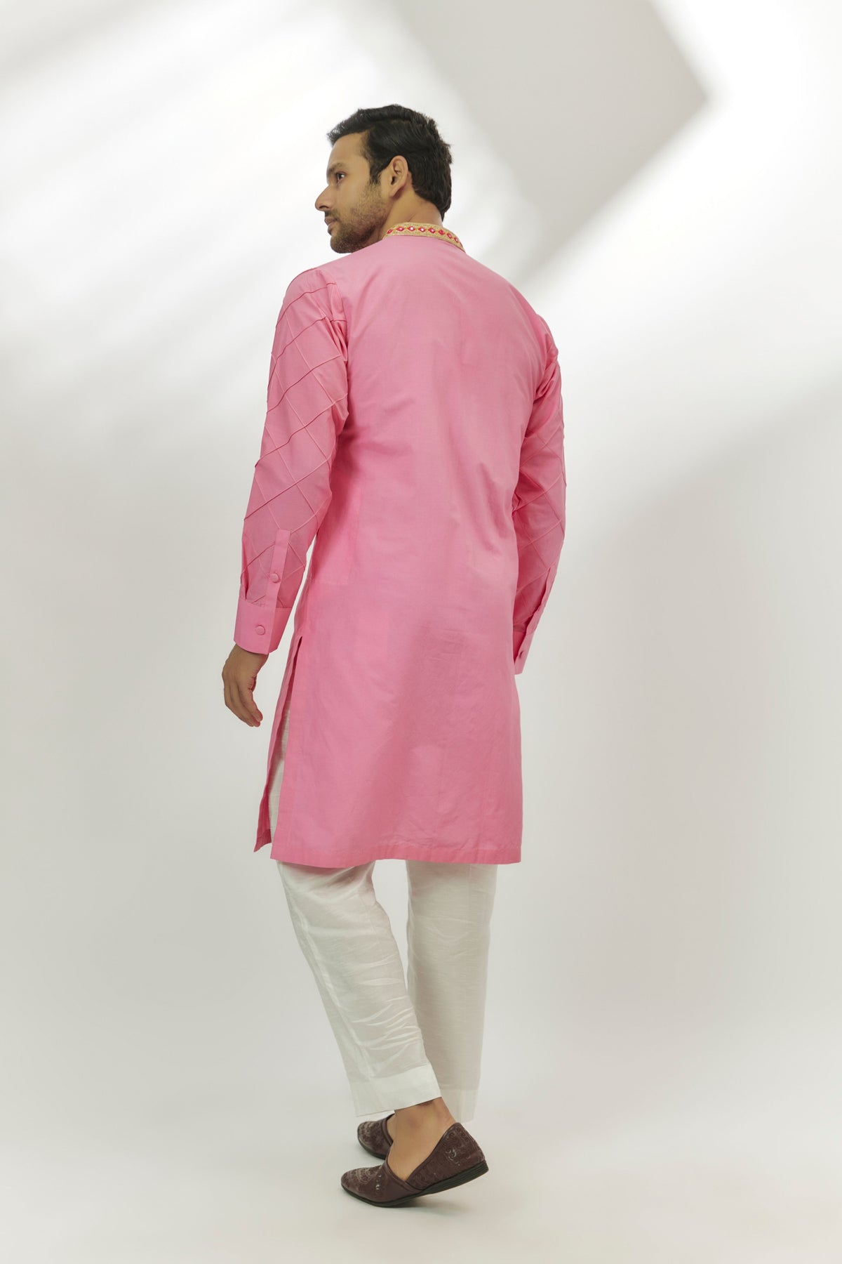Pastel Pink Cotton Silk Embroiderd Kurta