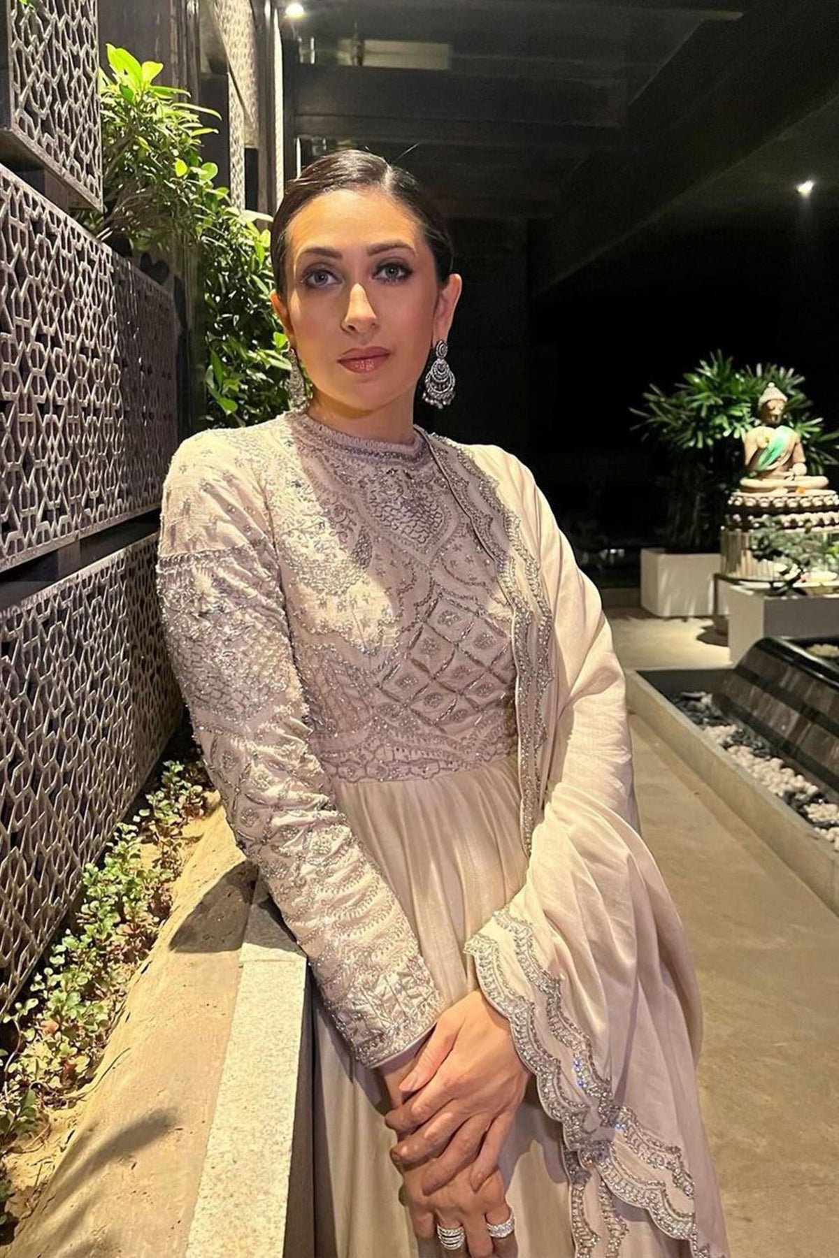 Karisma Kapoor in Jayanti Reddy