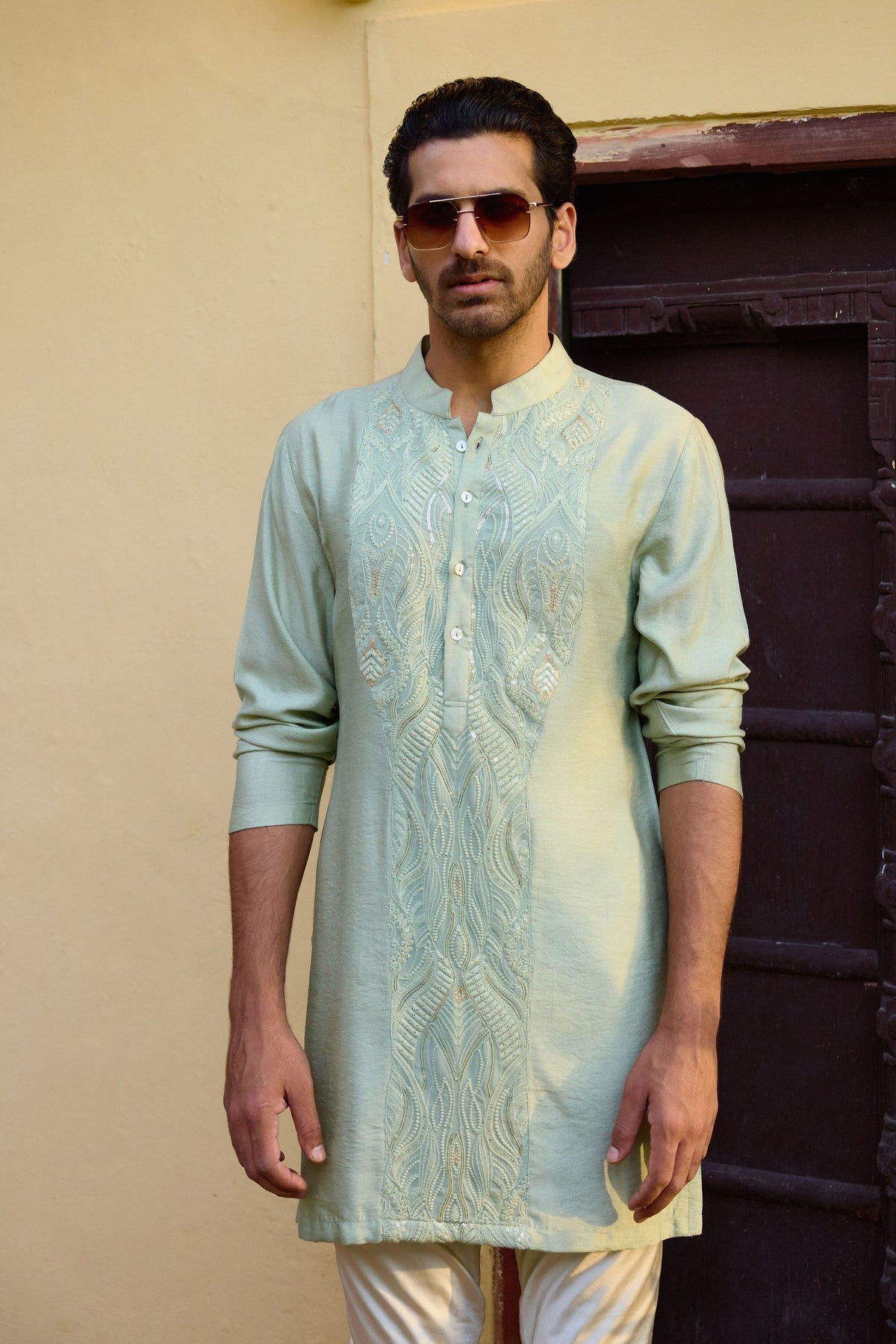 Gajner Kurta Set