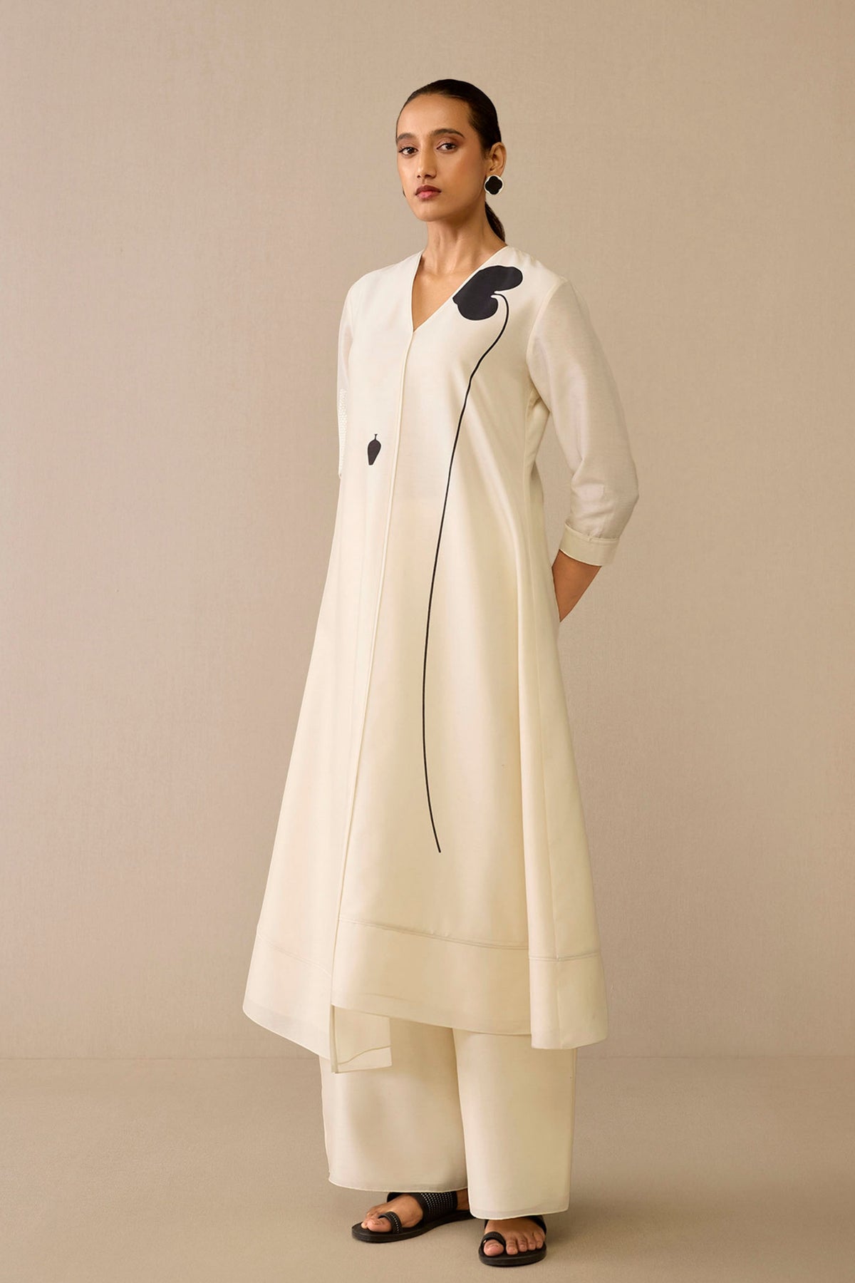 Ivory Dilruba Kurta Set