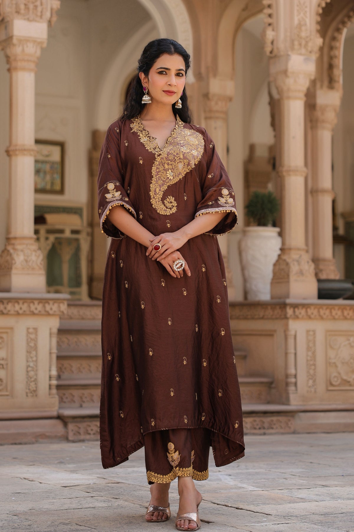 Riwayat Brown Kaftan Set