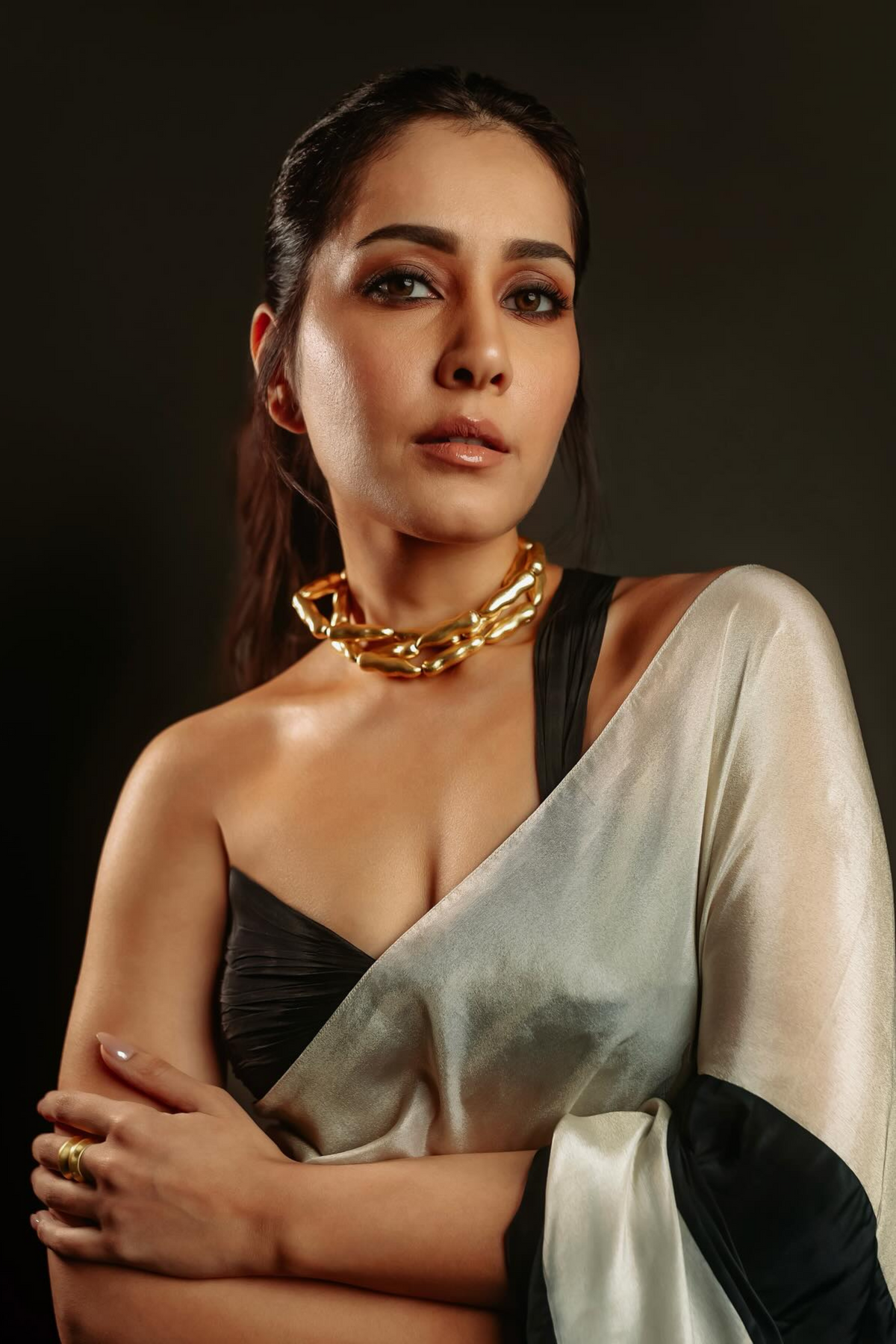 Raashii Khanna in Masumi Mewawalla