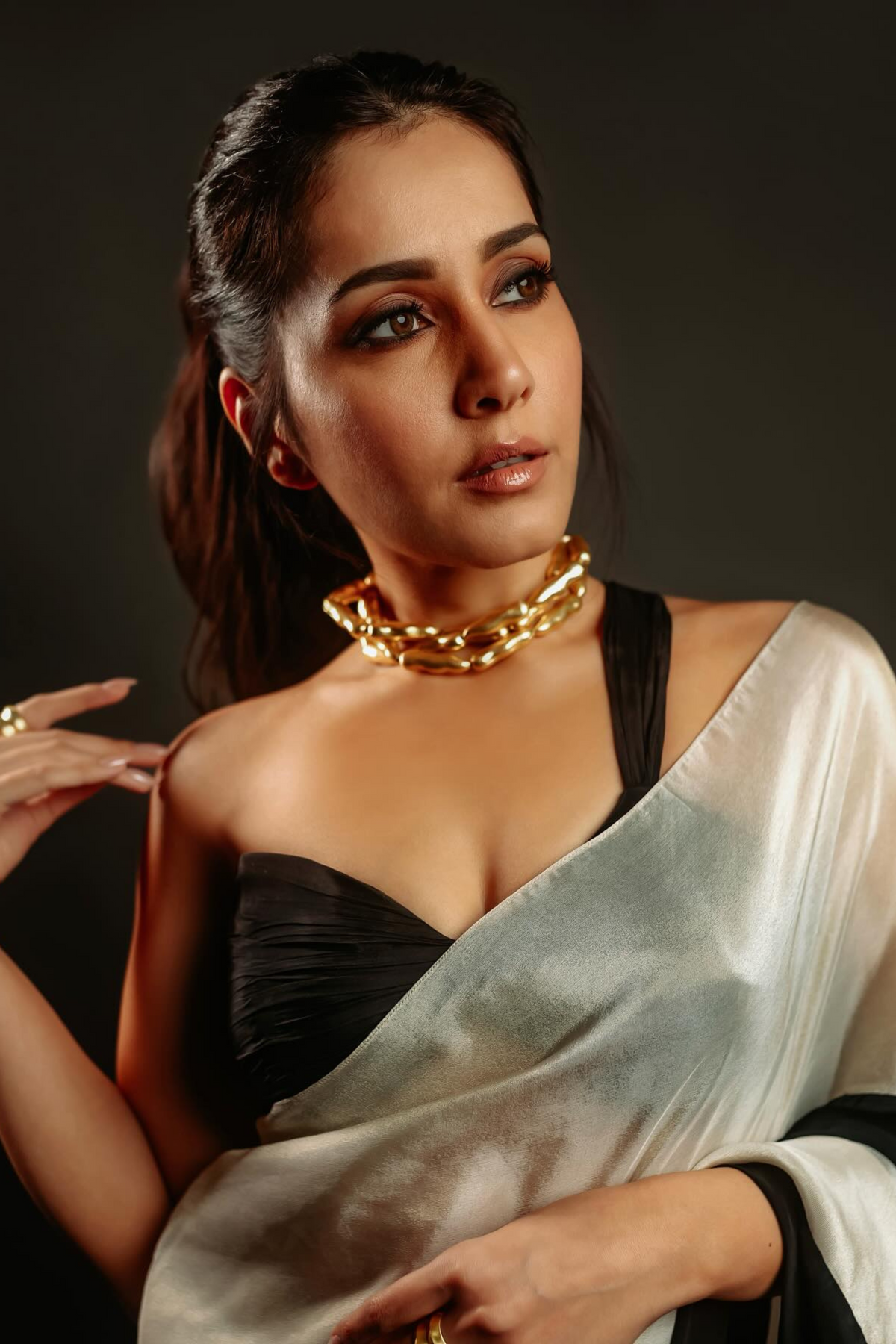 Raashii Khanna in Masumi Mewawalla